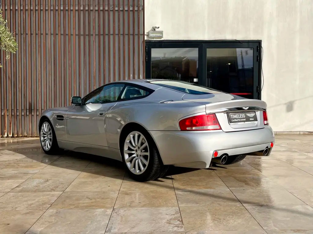 Aston Martin V12 Vanquish (1998-07) V12 Vanquish 5.9 - 2002 - Joinsteer - #2