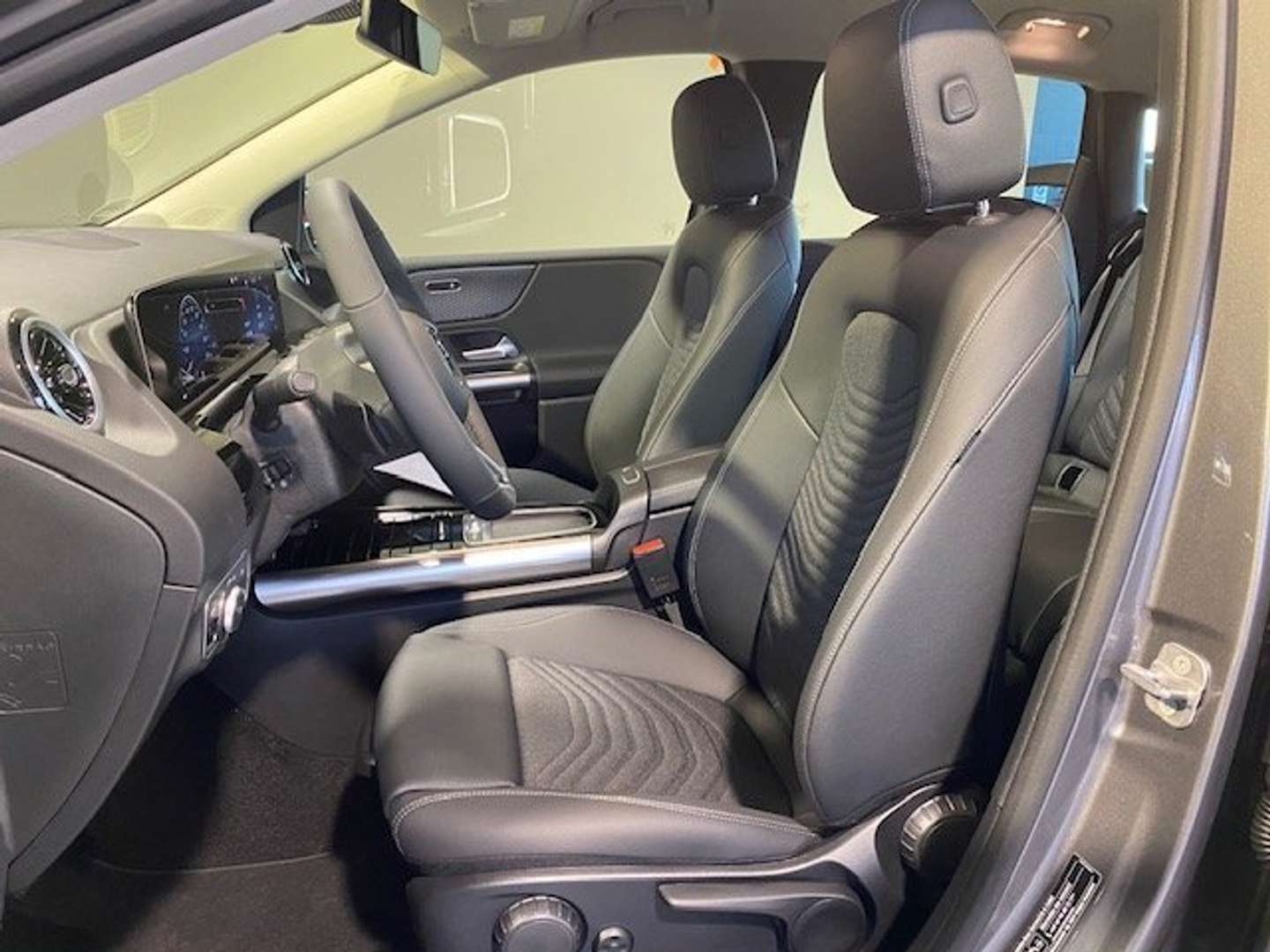 Mercedes Classe B 200 Progressive - 2024 - Joinsteer - #4