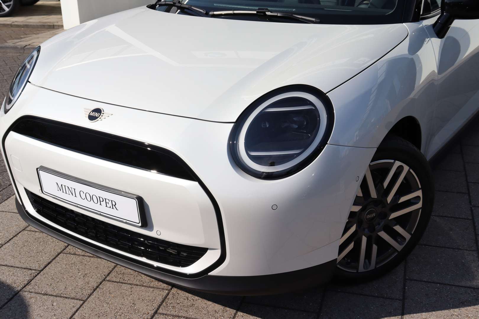 Mini Hatch Classic Cooper E - 2025 - Joinsteer - #1