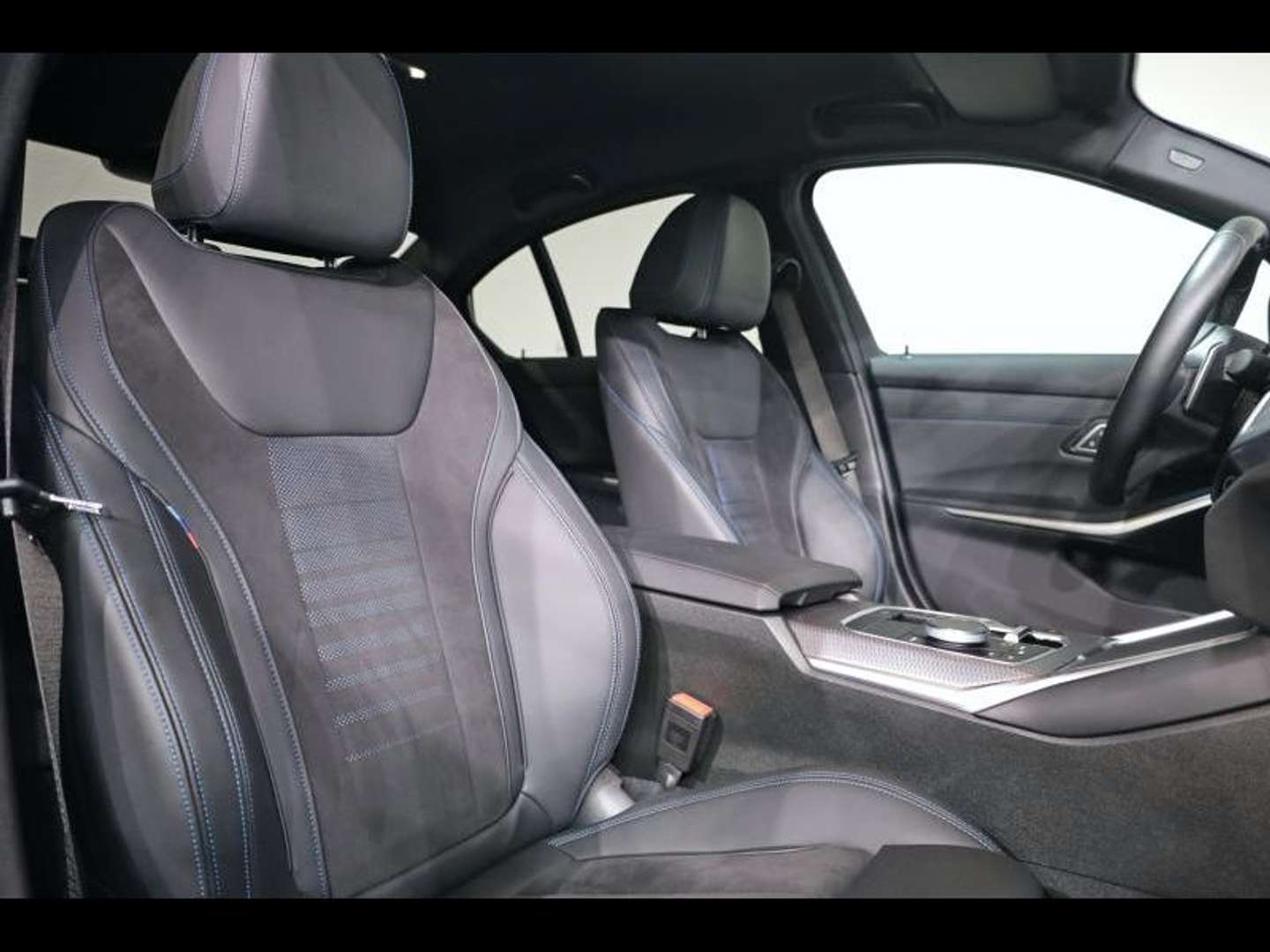 BMW Série 3 Berline M Sport 318d - 2023 - Joinsteer - #13