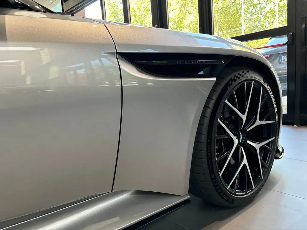 Aston Martin DB12 V8 Coupe 4.0 - 2024 - Joinsteer - #4