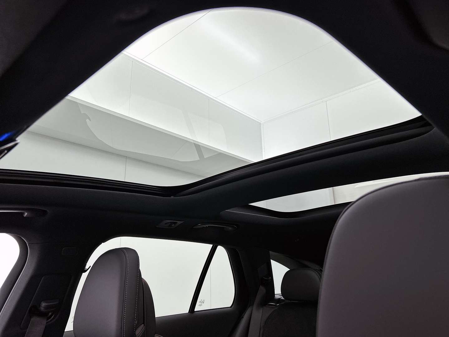 Mercedes Classe E Break 300 Sport - 2025 - Joinsteer - #3