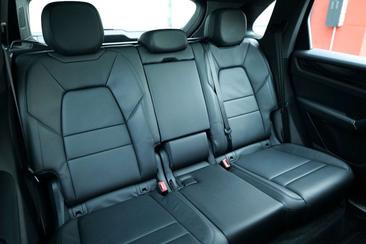 Porsche Cayenne III S Coupé — photo 23