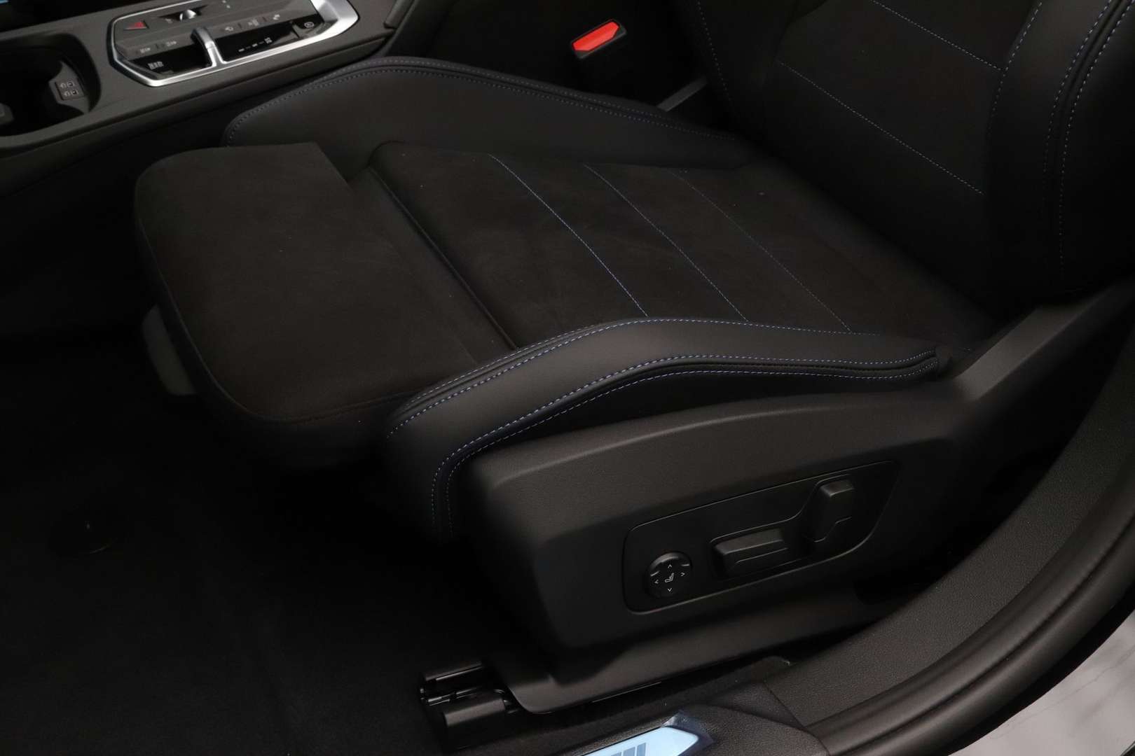 BMW Série 1 123d XDrive - 2025 - Joinsteer - #5