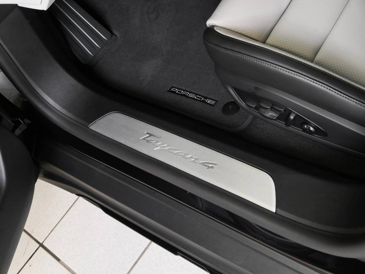 Porsche Taycan ph2 4 Cross Turismo - 2025 - Joinsteer - #23