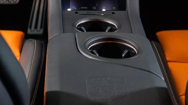 Porsche Taycan Turbo Cross Turismo — photo 29