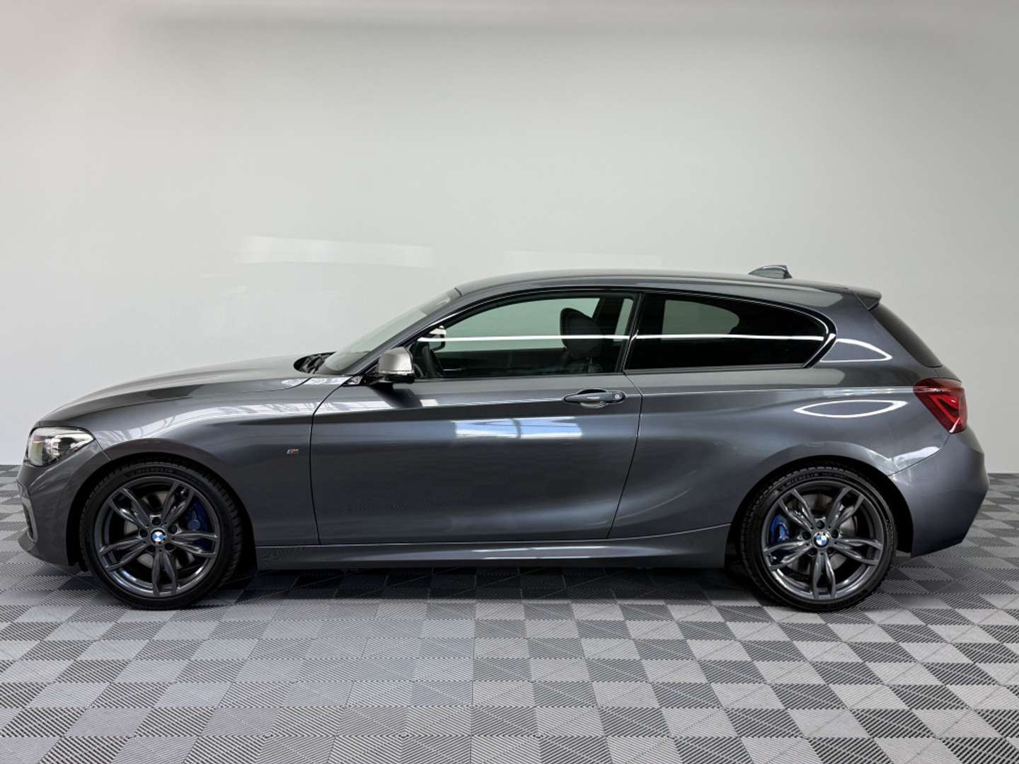 BMW Série 1 Special Edition 140 - 2018 - Joinsteer - #1