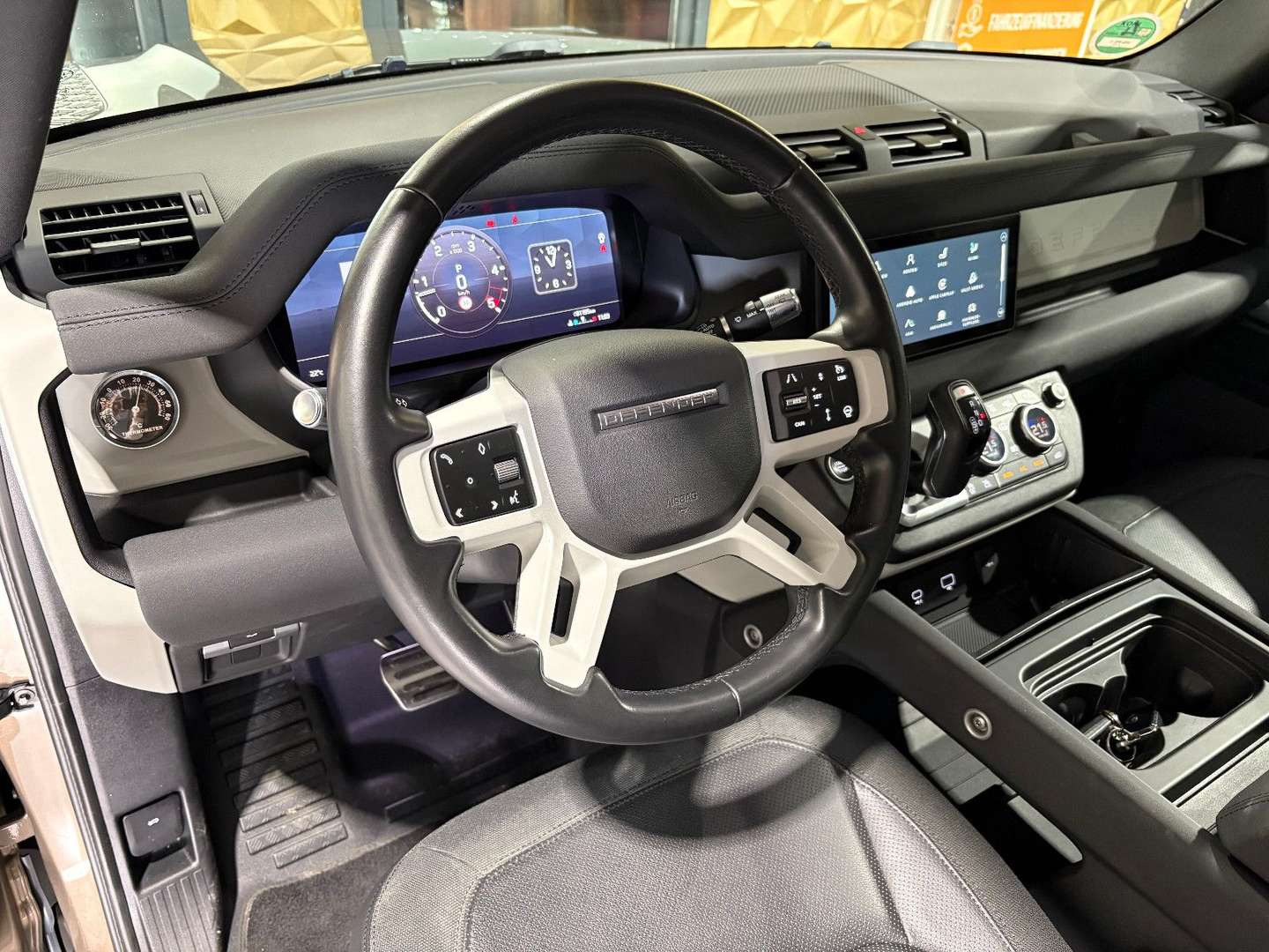 Land Rover Defender 110 S 360 - 2021 - Joinsteer - #11