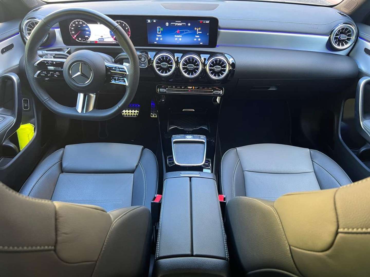 Mercedes CLA 200 AMG Line - 2024 - Joinsteer - #14