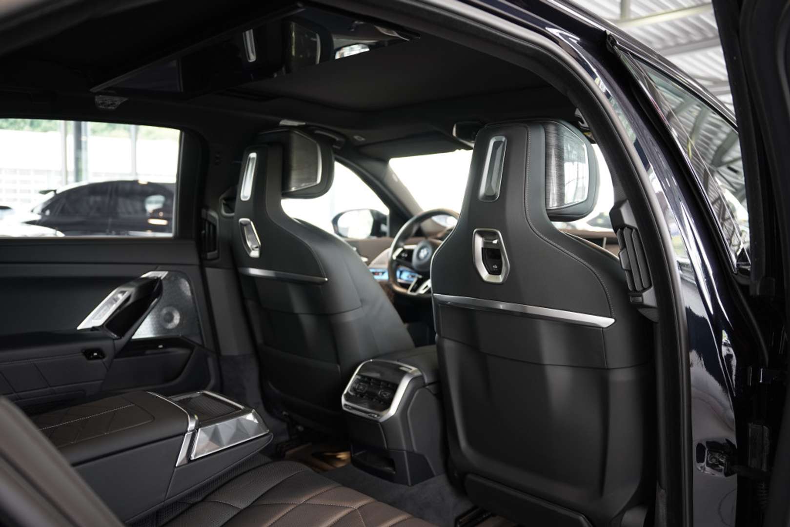 BMW I7 B&W M70 XDrive - 2025 - Joinsteer - #15