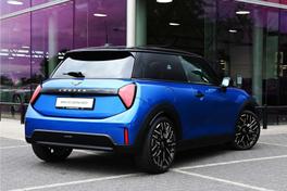 Mini Hatchback Favoured Cooper - 2025 - Joinsteer - #1