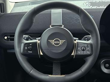 Mini Aceman Classic Cooper E — photo 13