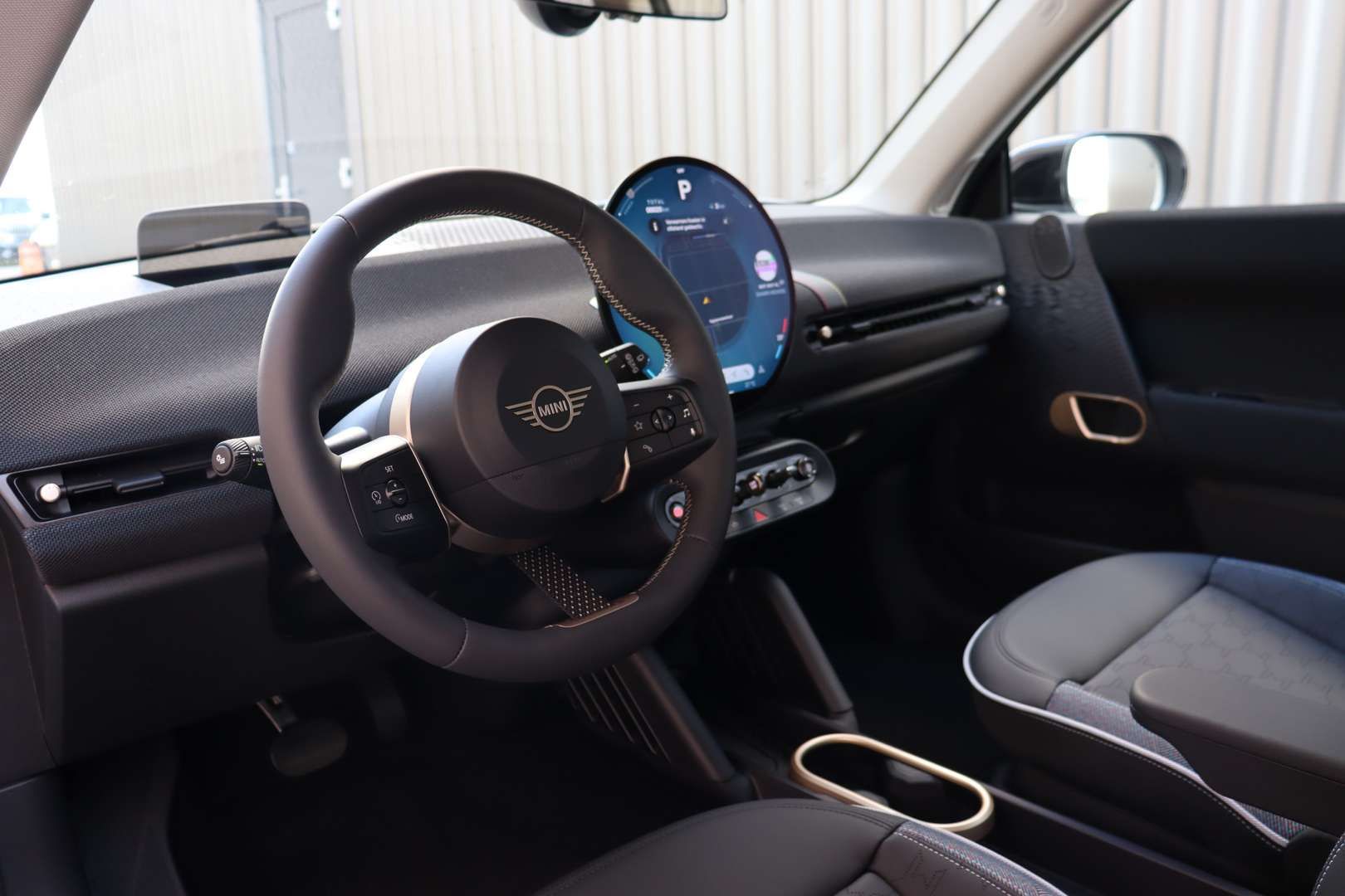 Mini Hatchback Classic Cooper E - 2025 - Joinsteer - #11