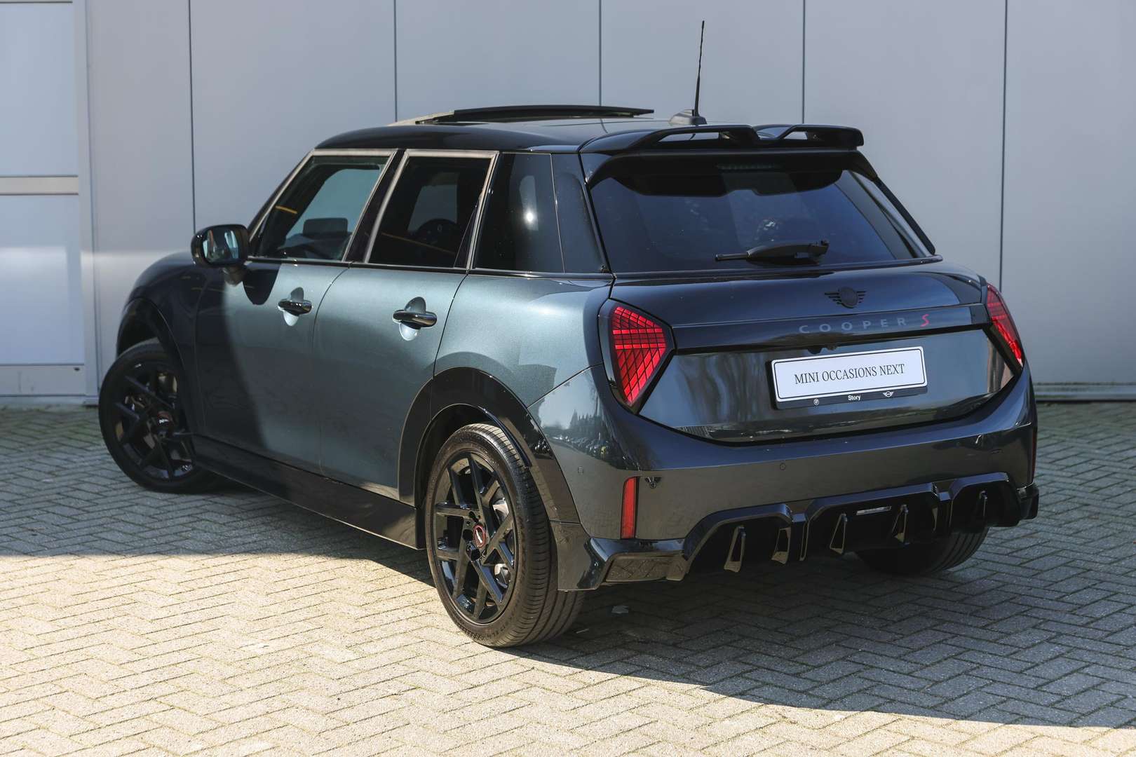 Mini Hatch JCW Trim John Cooper Works - 2024 - Joinsteer - #1
