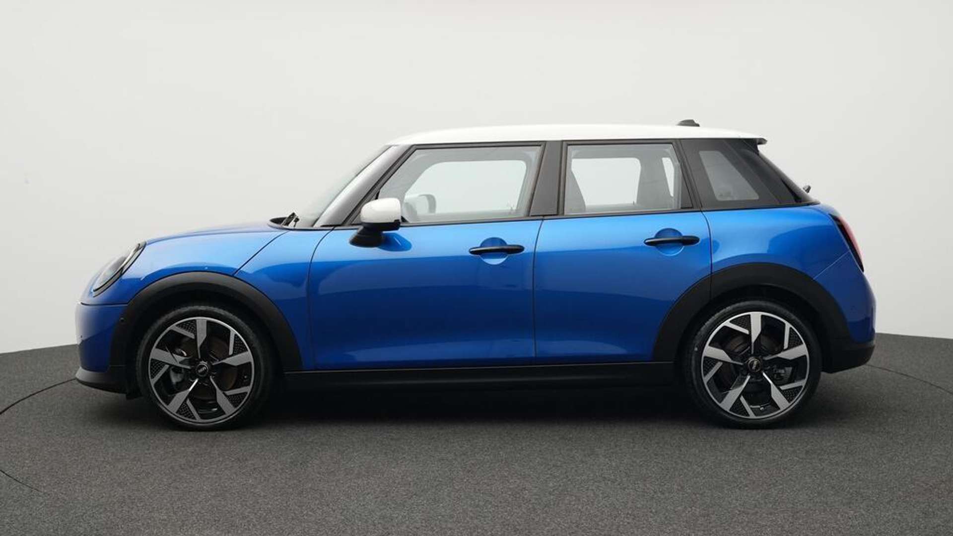 Mini 3 Portes Favoured Cooper - 2024 - Joinsteer - #2