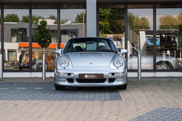 Porsche 993 Turbo S Cabriolet — photo 4
