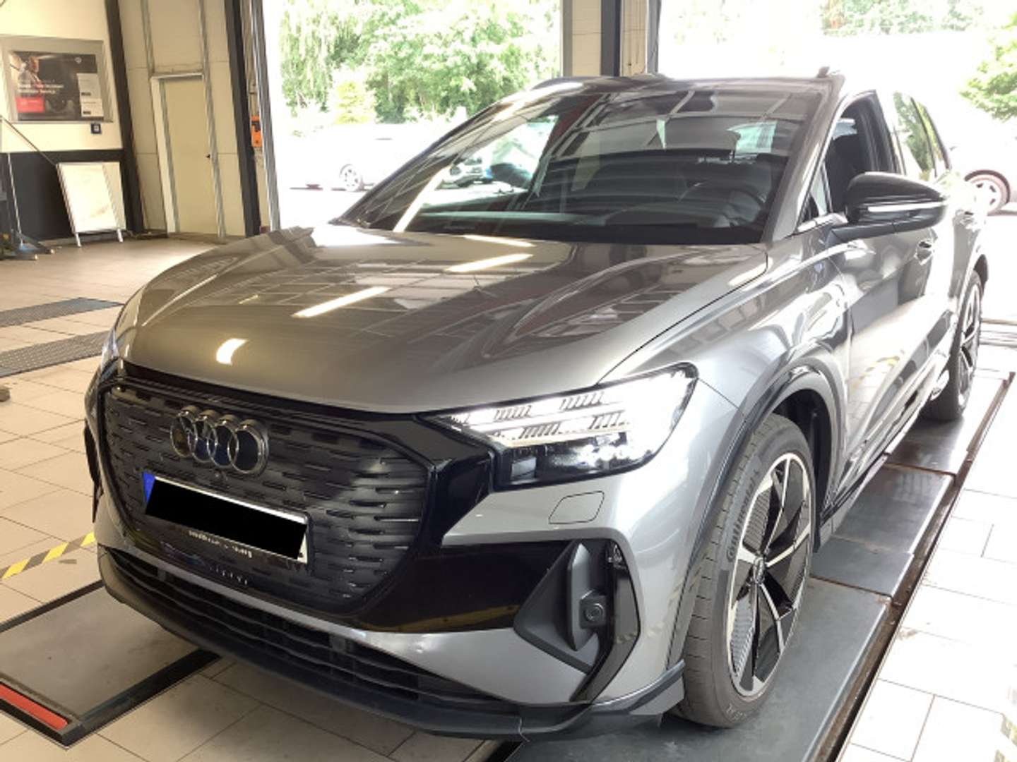 Audi 40 E-tron S Line - 2021 - Joinsteer - #1