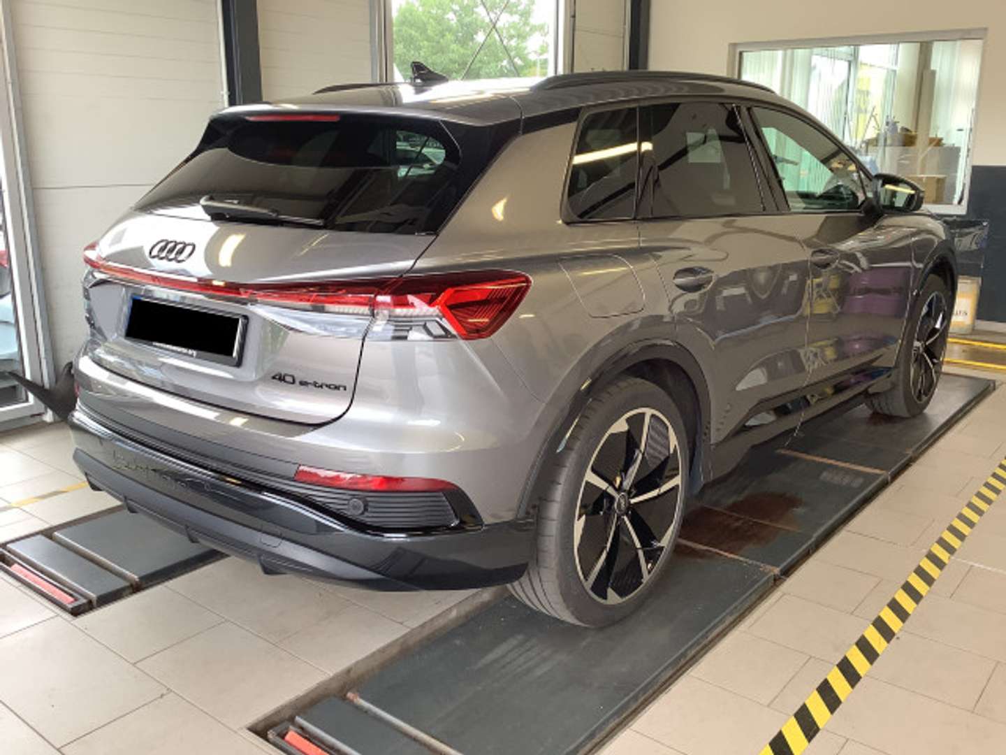 Audi 40 E-tron S Line - 2021 - Joinsteer - #3