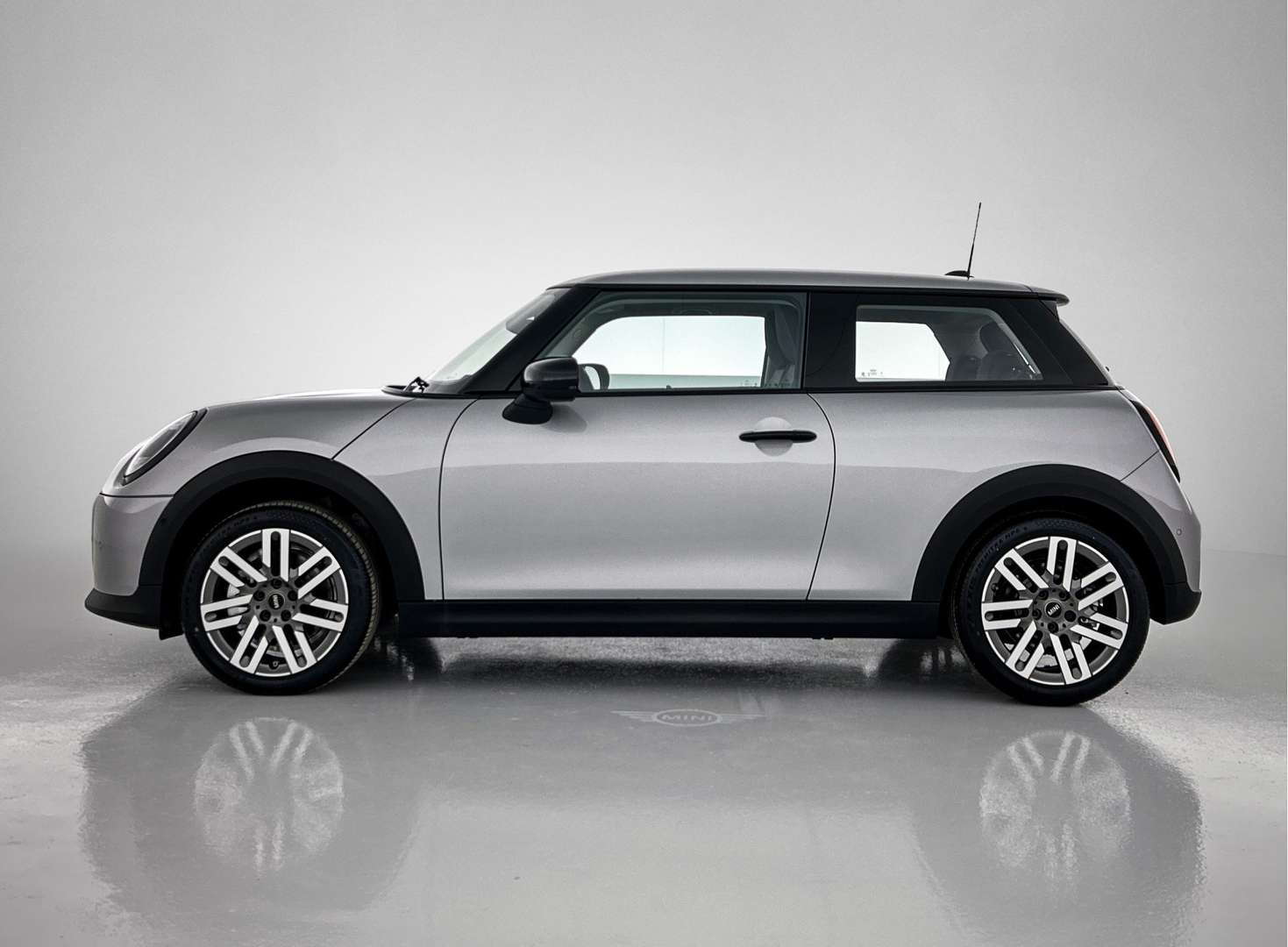 Mini Hatchback Classic Cooper - 2025 - Joinsteer - #4