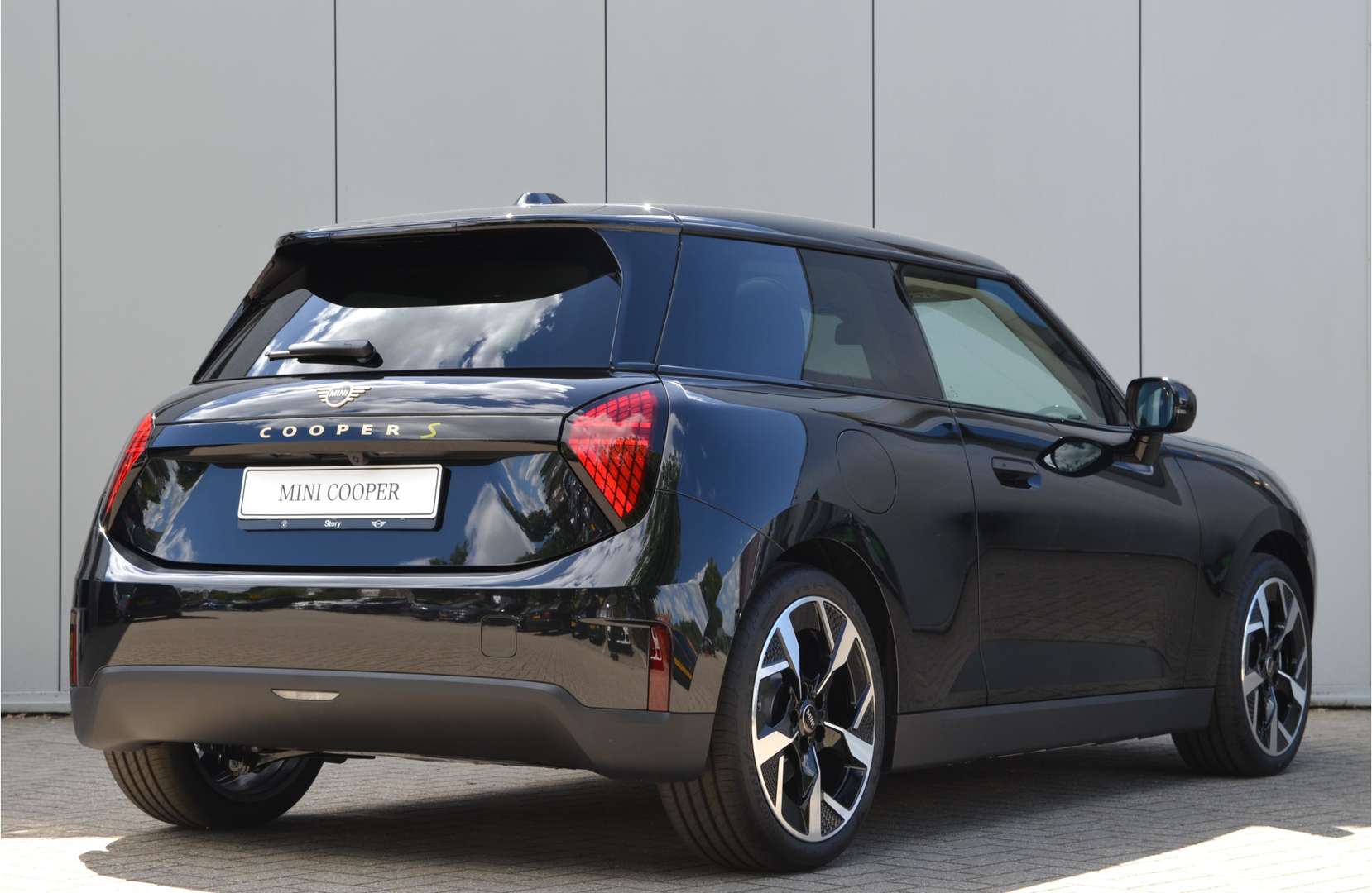 Mini Hatch Classic Cooper SE - 2024 - Joinsteer - #2
