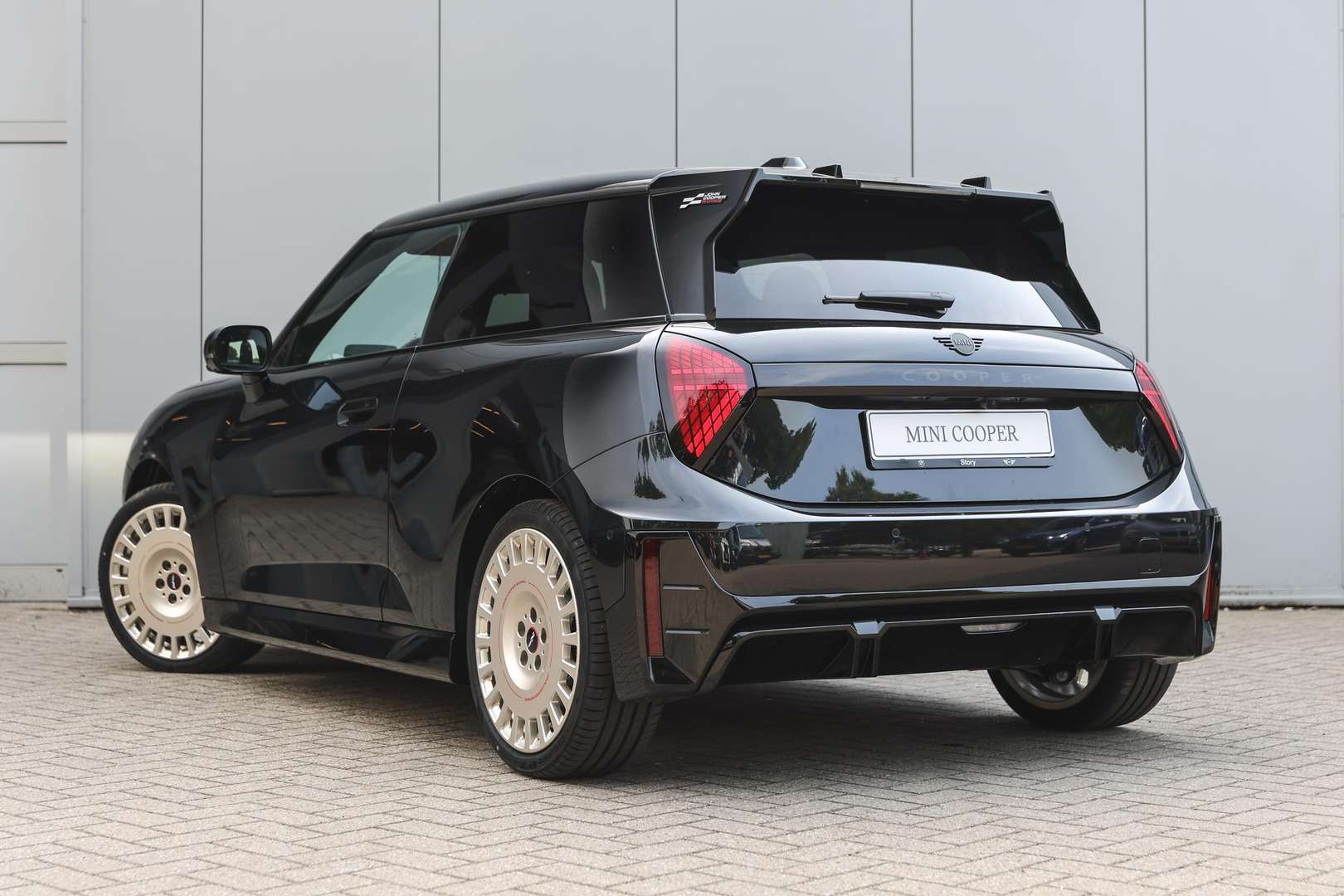 Mini Hatch JCW Cooper E - 2024 - Joinsteer - #1