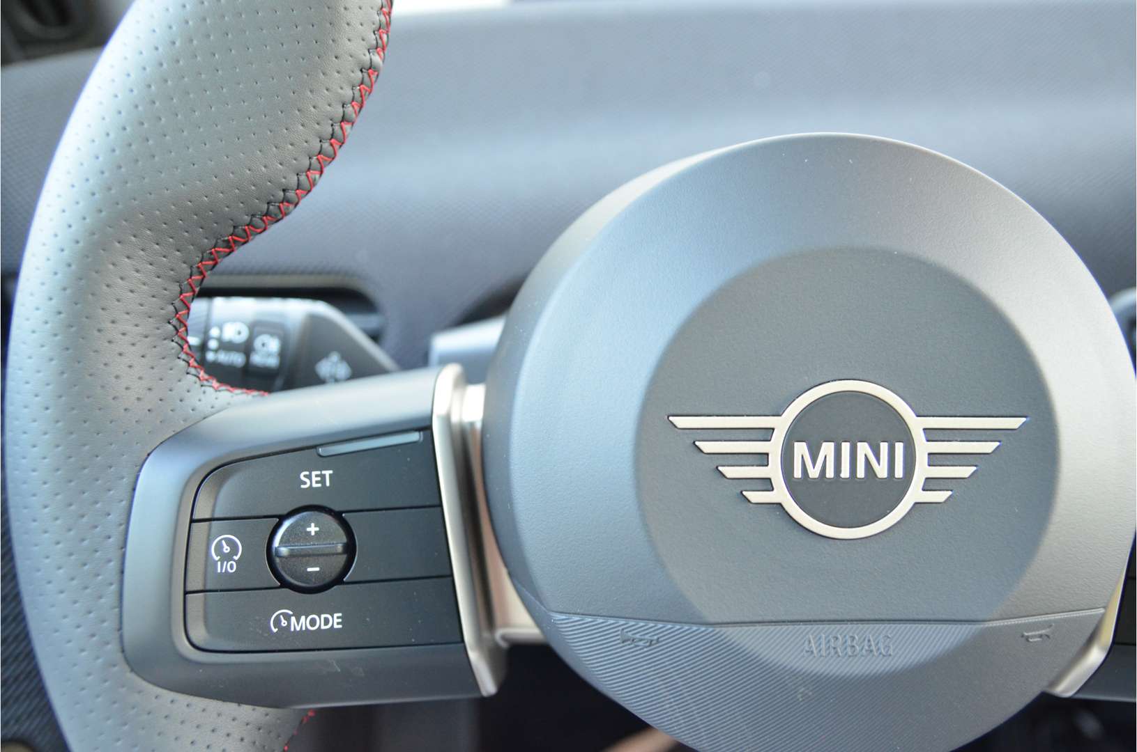 Mini Hatch JCW Cooper E - 2024 - Joinsteer - #12
