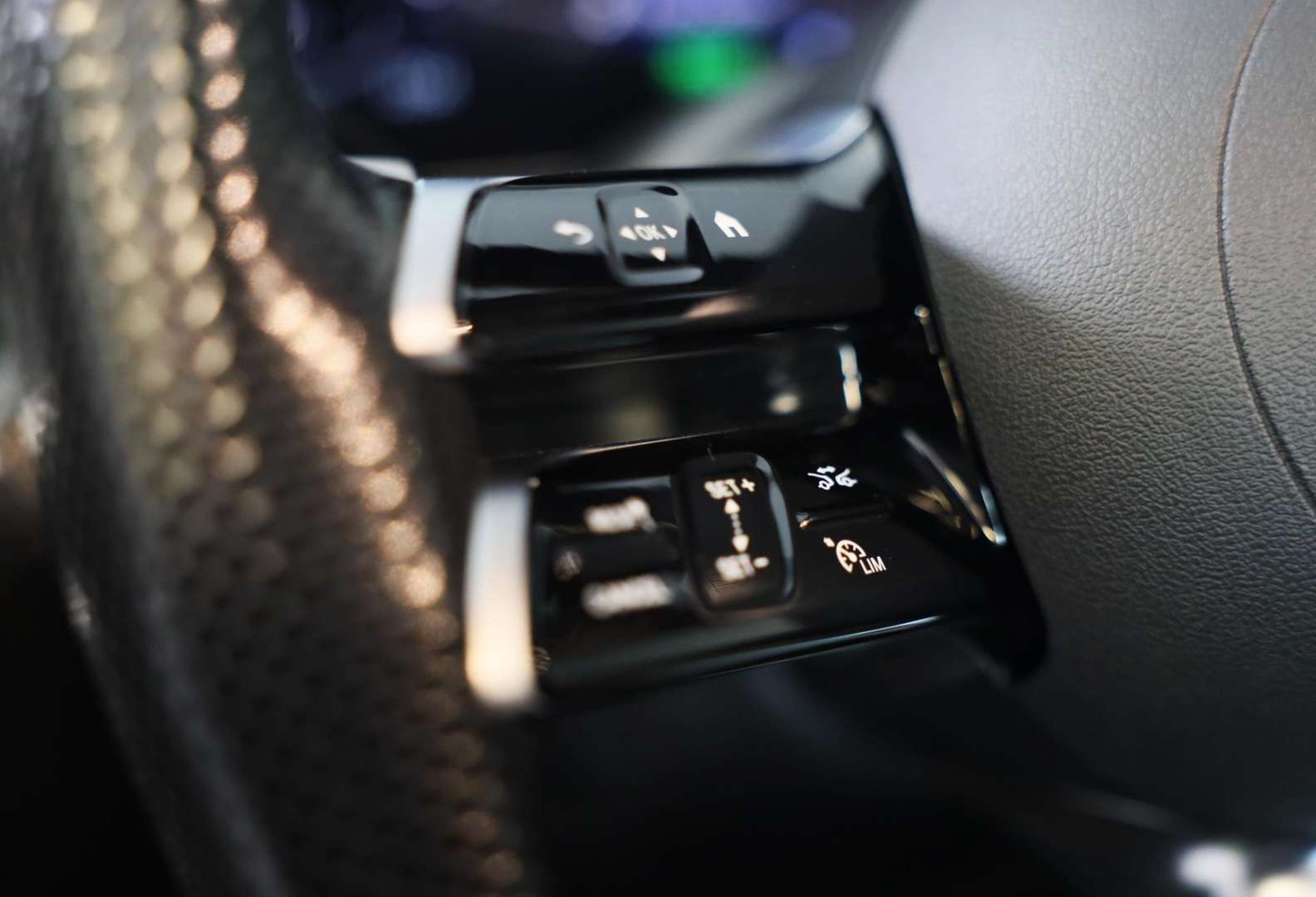 Mercedes Classe C 300 AMG-Line - 2022 - Joinsteer - #11
