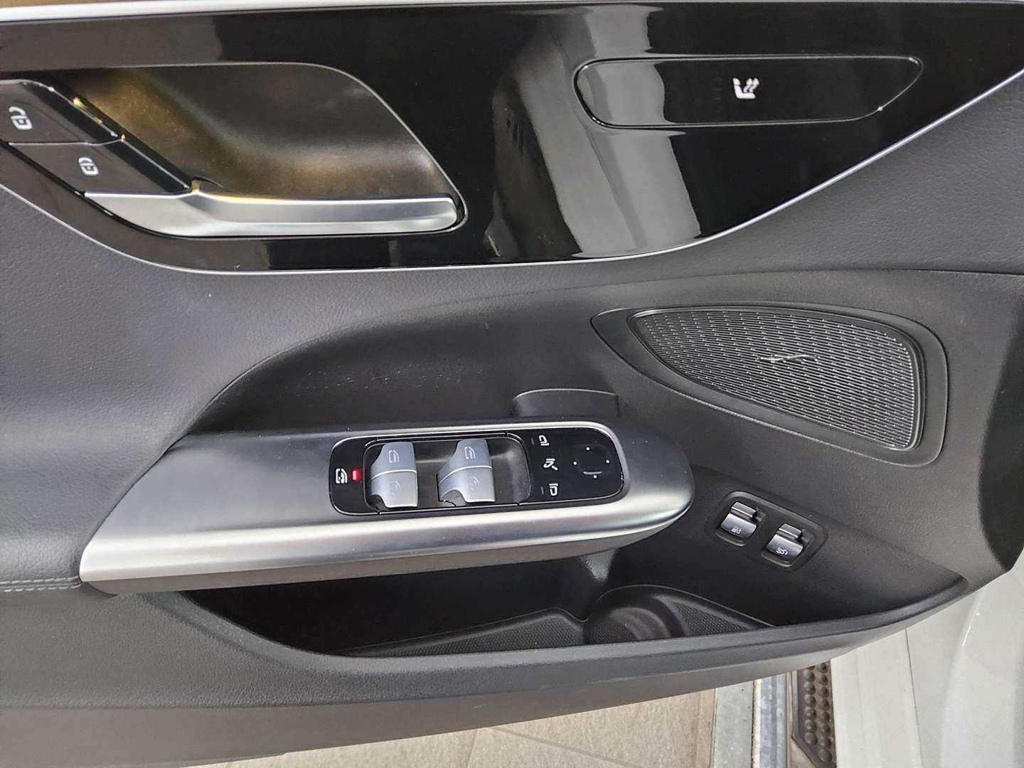 Mercedes Classe C 300 Avantgarde - 2023 - Joinsteer - #9
