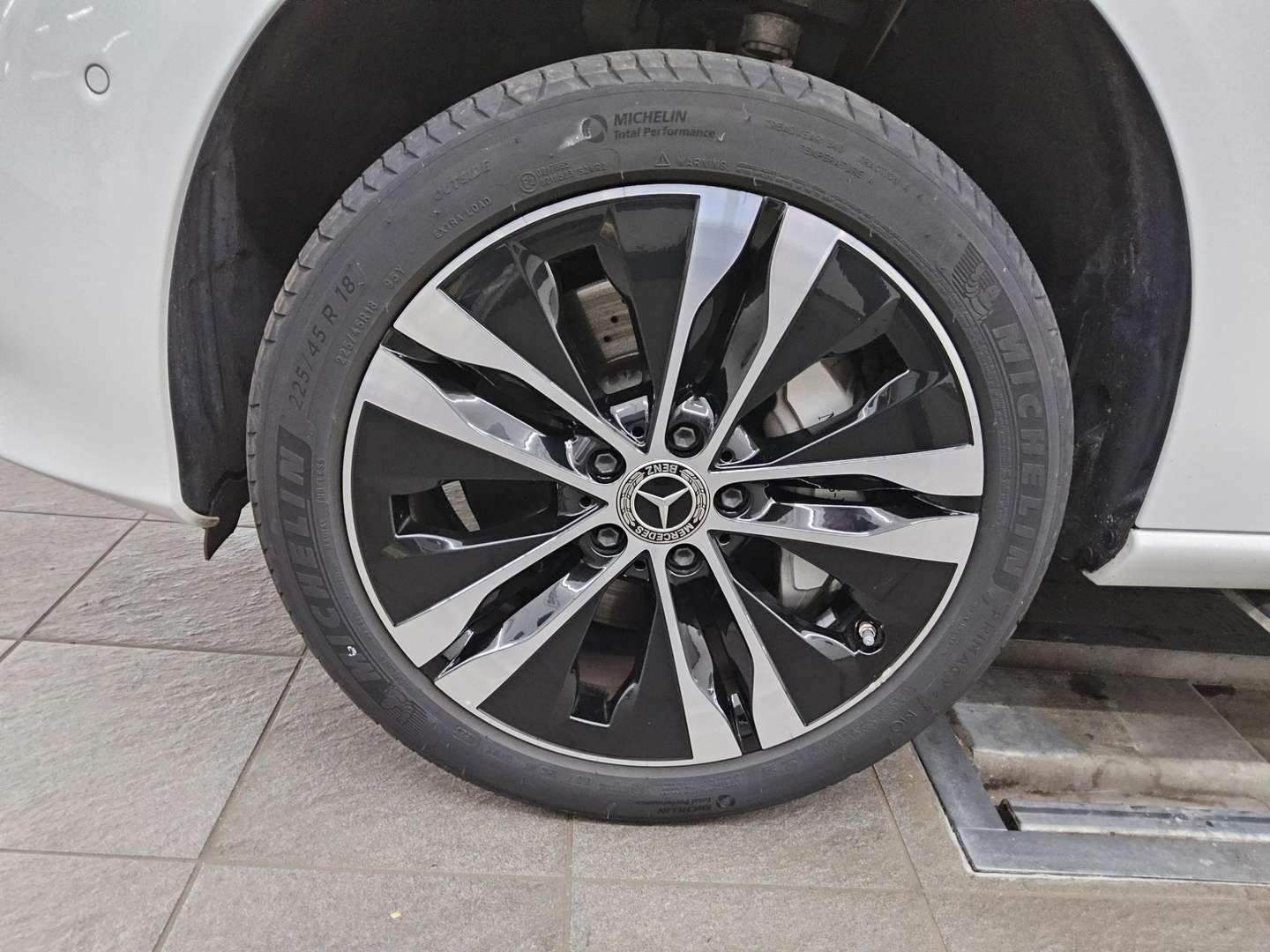 Mercedes Classe C 300 Avantgarde - 2023 - Joinsteer - #10