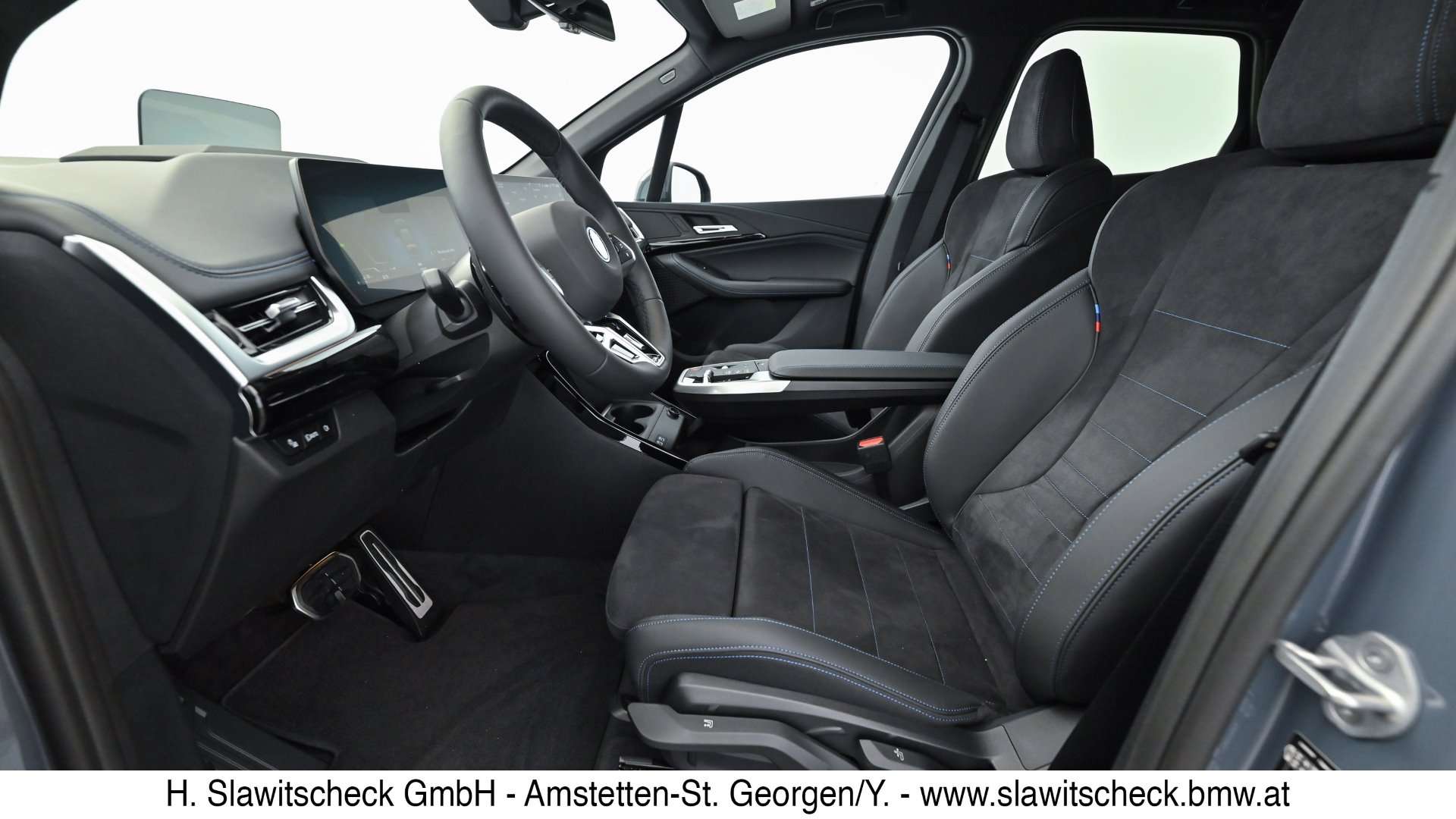 BMW Série 2 Active Tourer 225e XDrive - 2025 - Joinsteer - #11