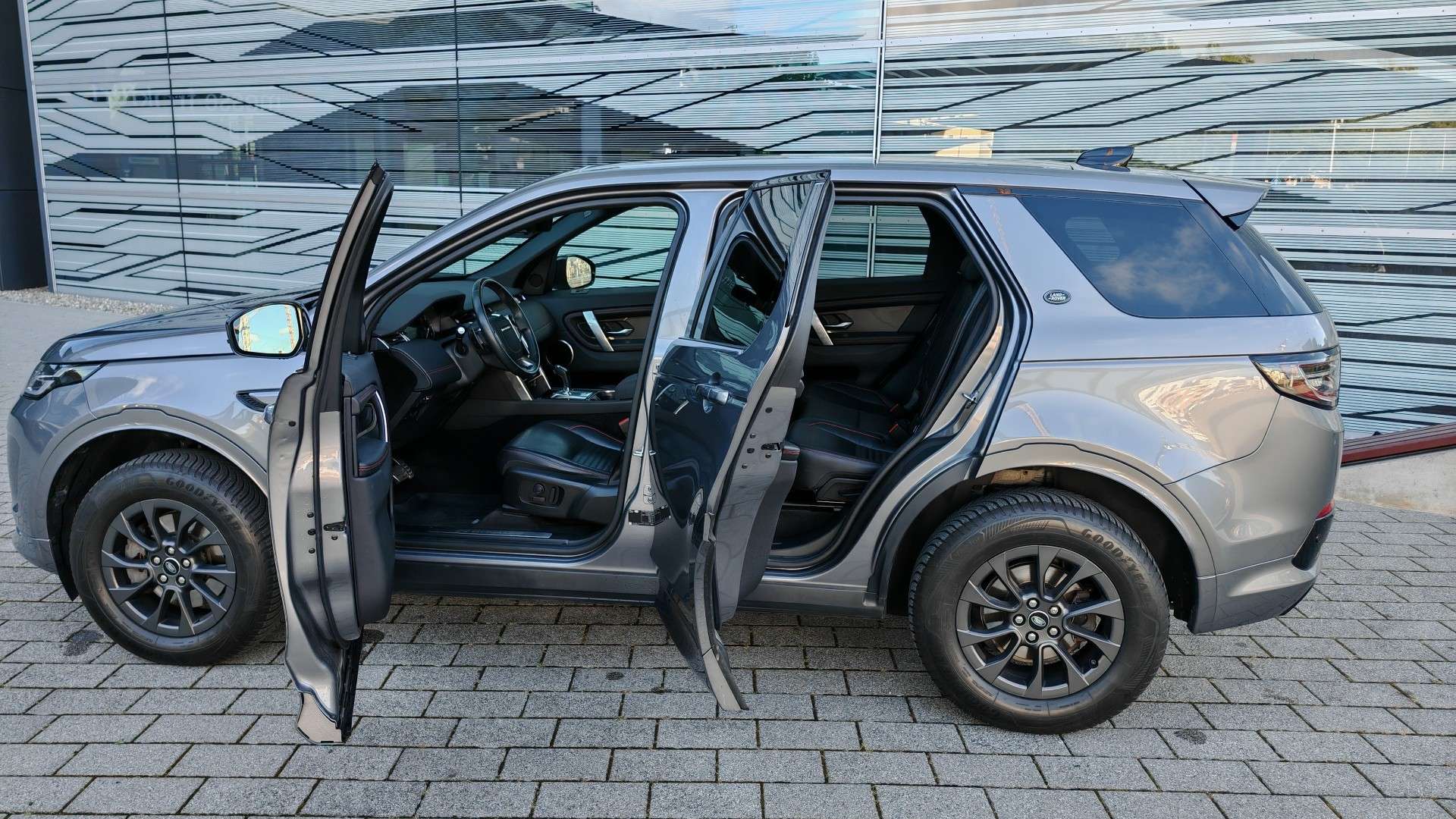 Land Rover Discovery Sport R-Dynamic - 2020 - Joinsteer - #2