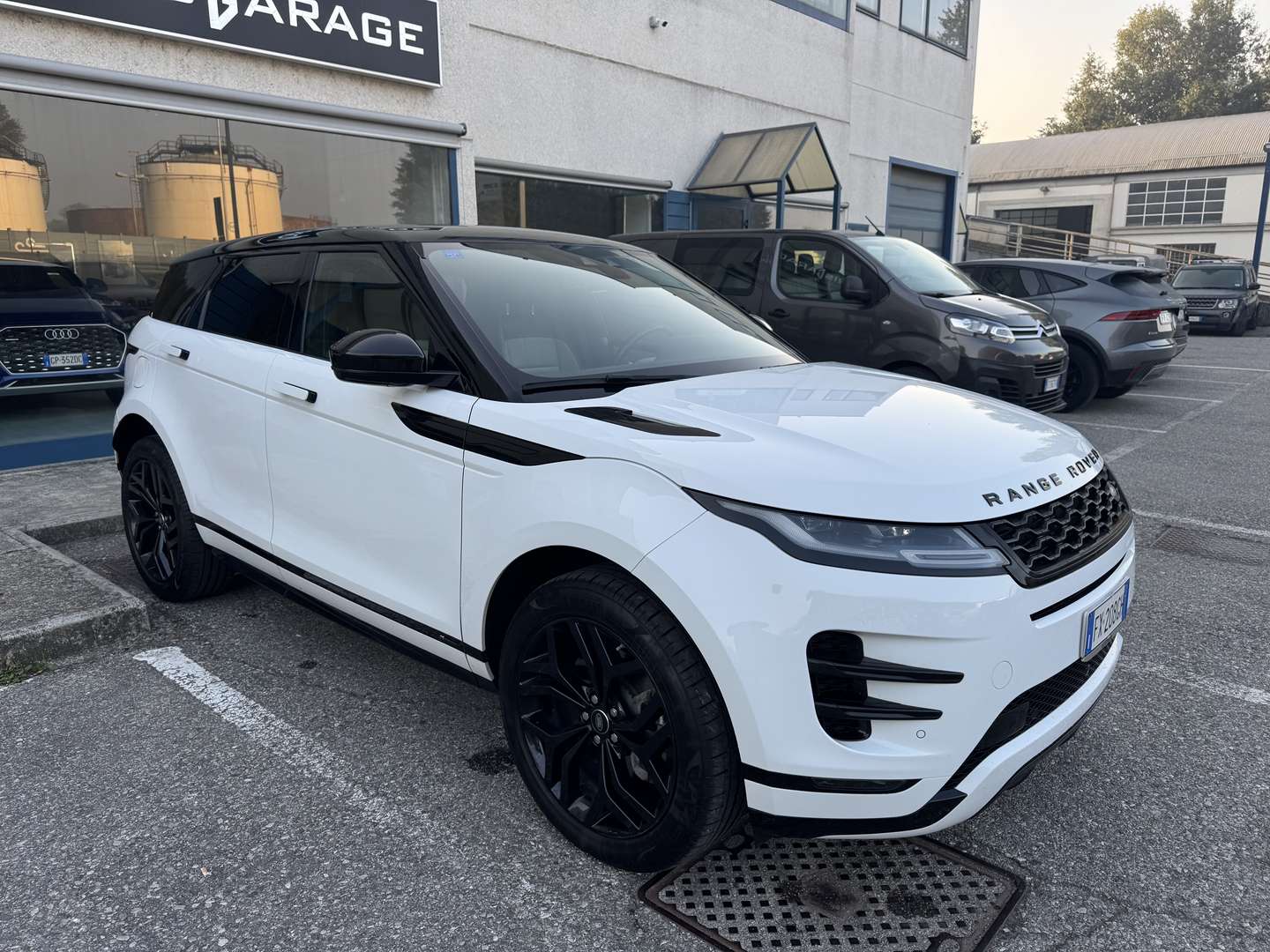Land Rover Range Rover Evoque D180 R-Dynamic S - 2019 - Joinsteer - #1
