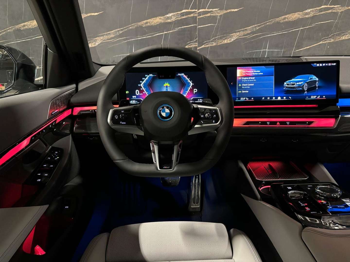 BMW Série 5 M Sport 550e XDrive - 2025 - Joinsteer - #11
