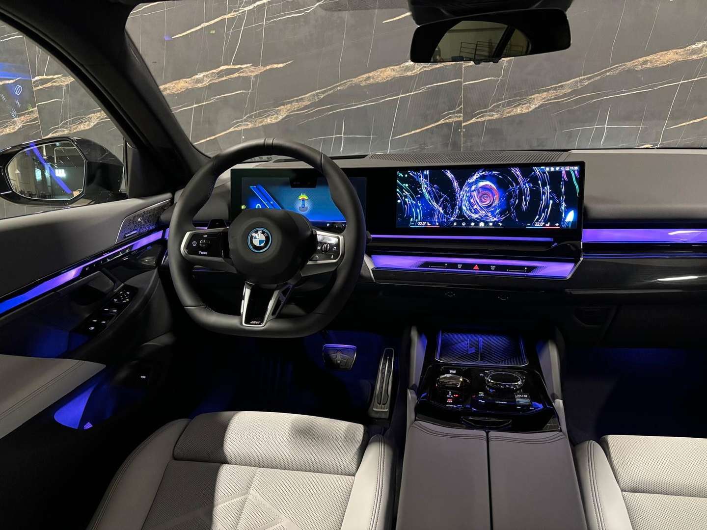 BMW Série 5 M Sport 550e XDrive - 2025 - Joinsteer - #12