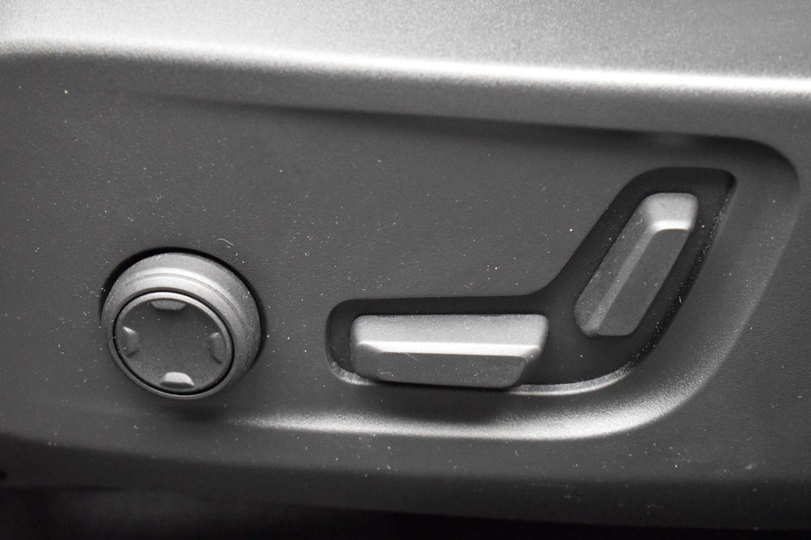 Volvo XC40 Plus - 2023 - Joinsteer - #11