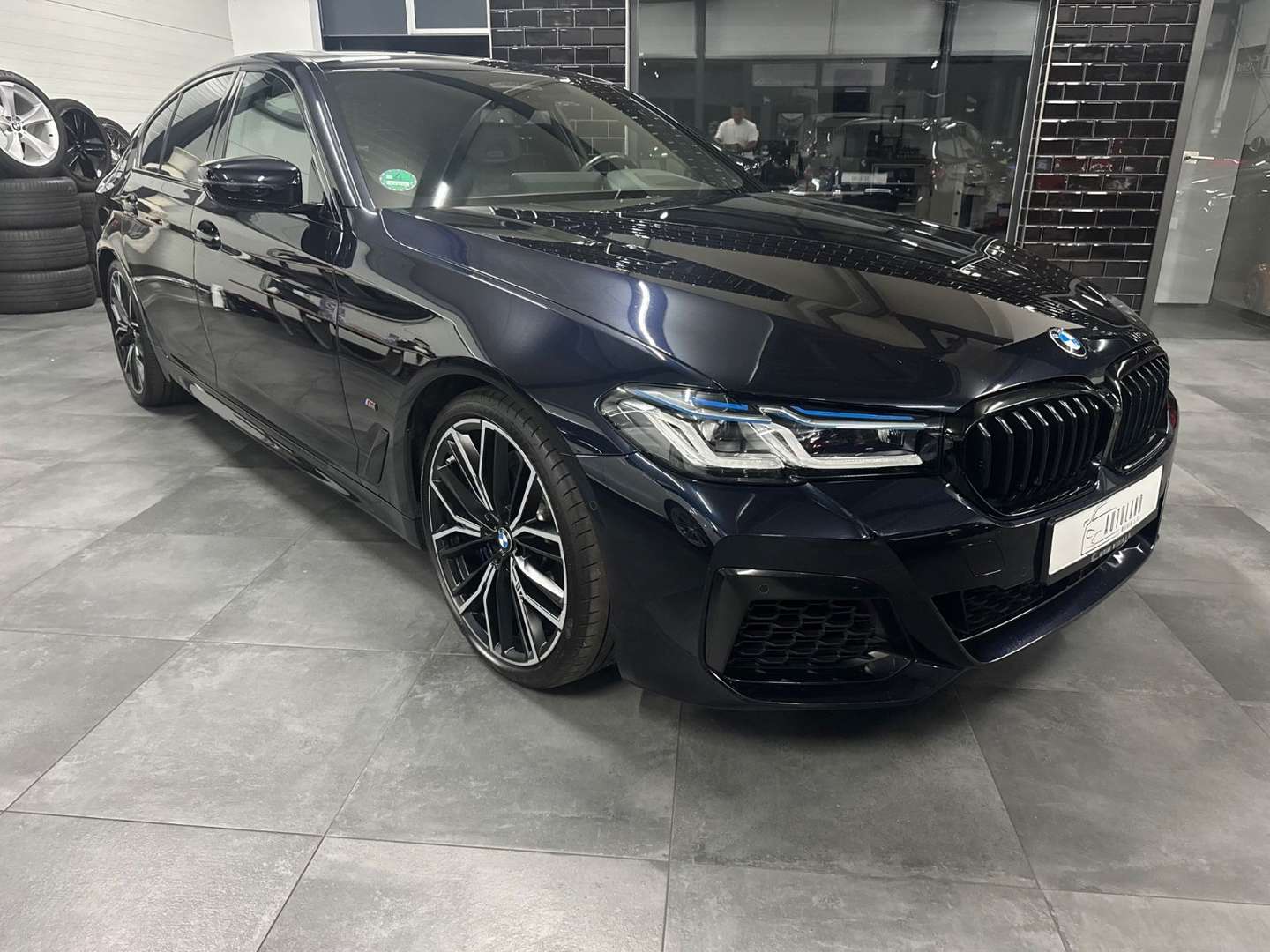 BMW Série 5 M550i XDrive - 2022 - Joinsteer - #4