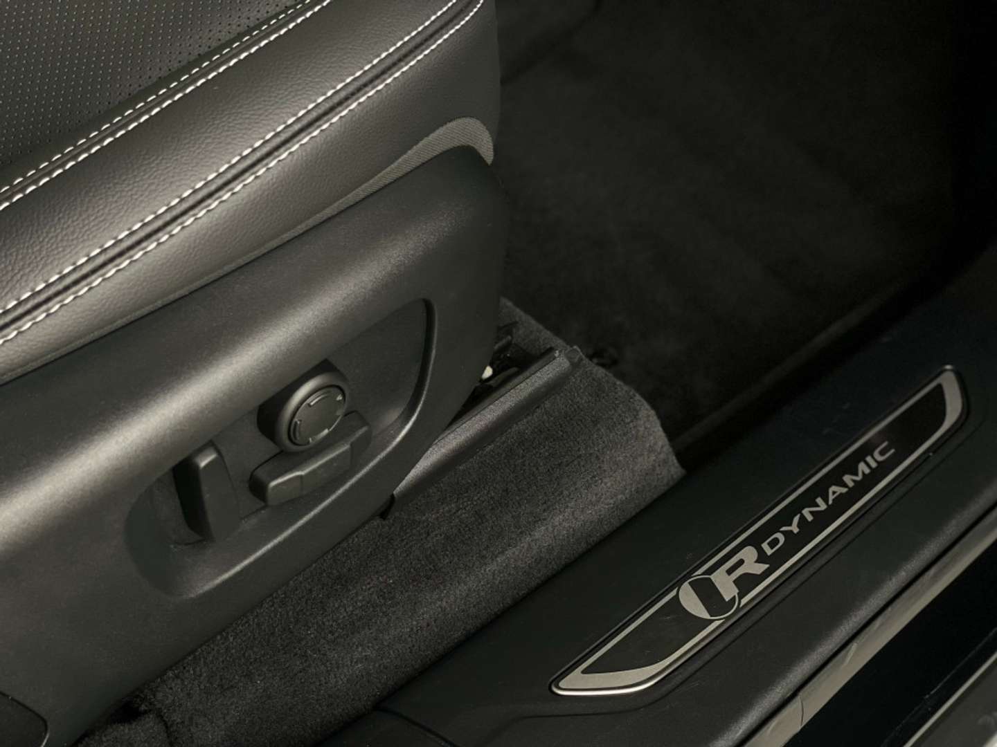 Land Rover Range Rover Velar P250 R-Dynamic SE - 2022 - Joinsteer - #12