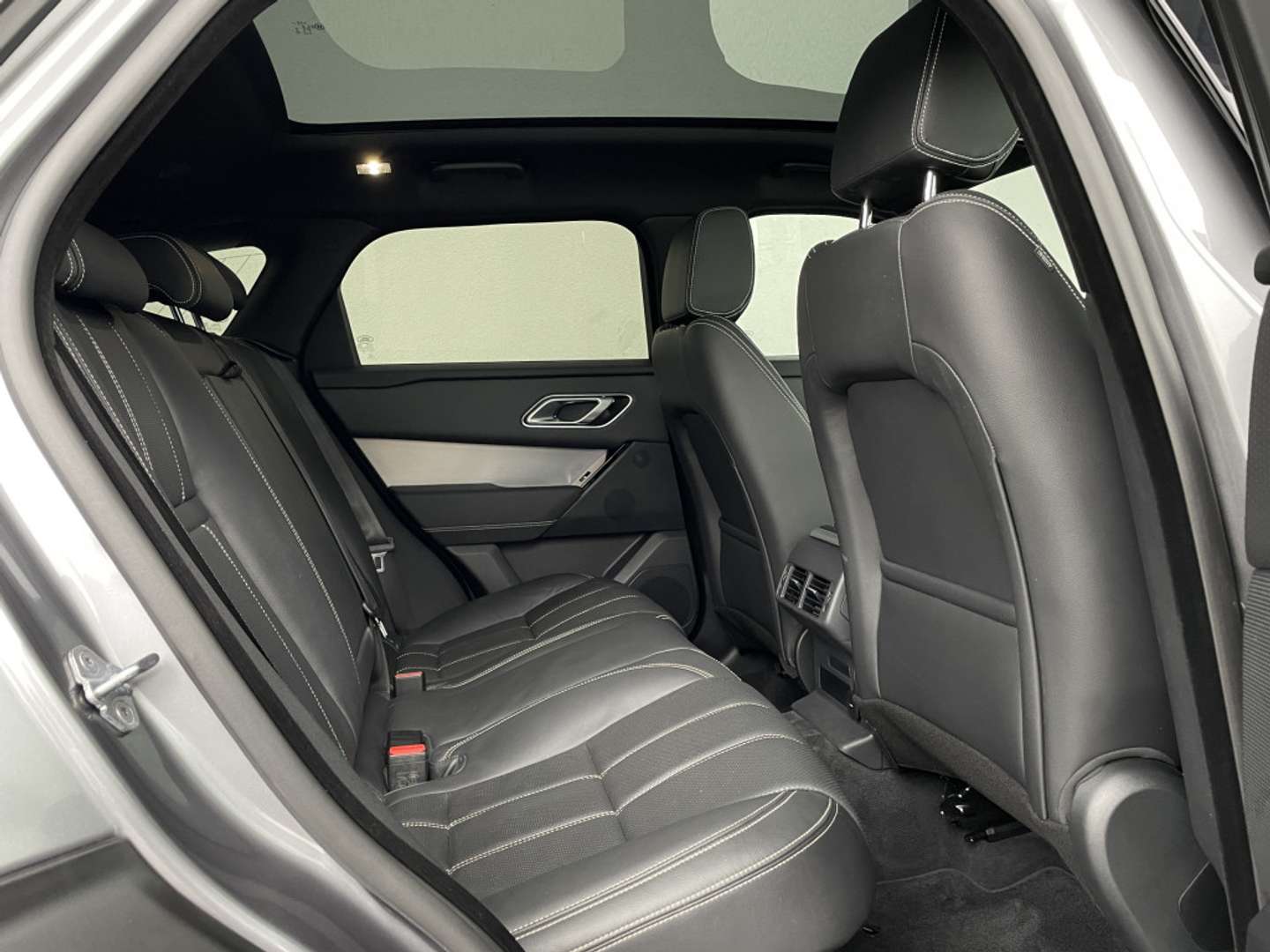 Land Rover Range Rover Velar R-Dynamic SE P250 - 2022 - Joinsteer - #11