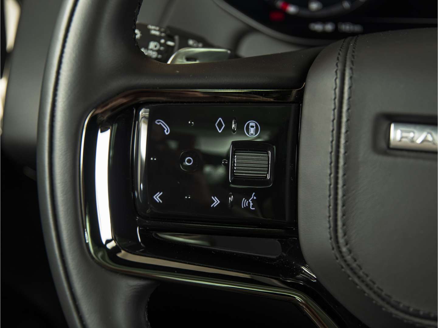 Land Rover Range Rover Sport Dynamic HSE P460e - 2025 - Joinsteer - #19