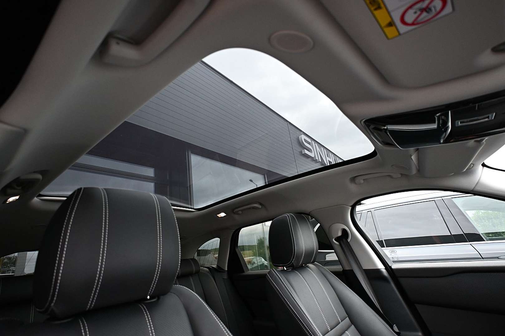 Land Rover Range Rover Velar P400e - 2022 - Joinsteer - #7