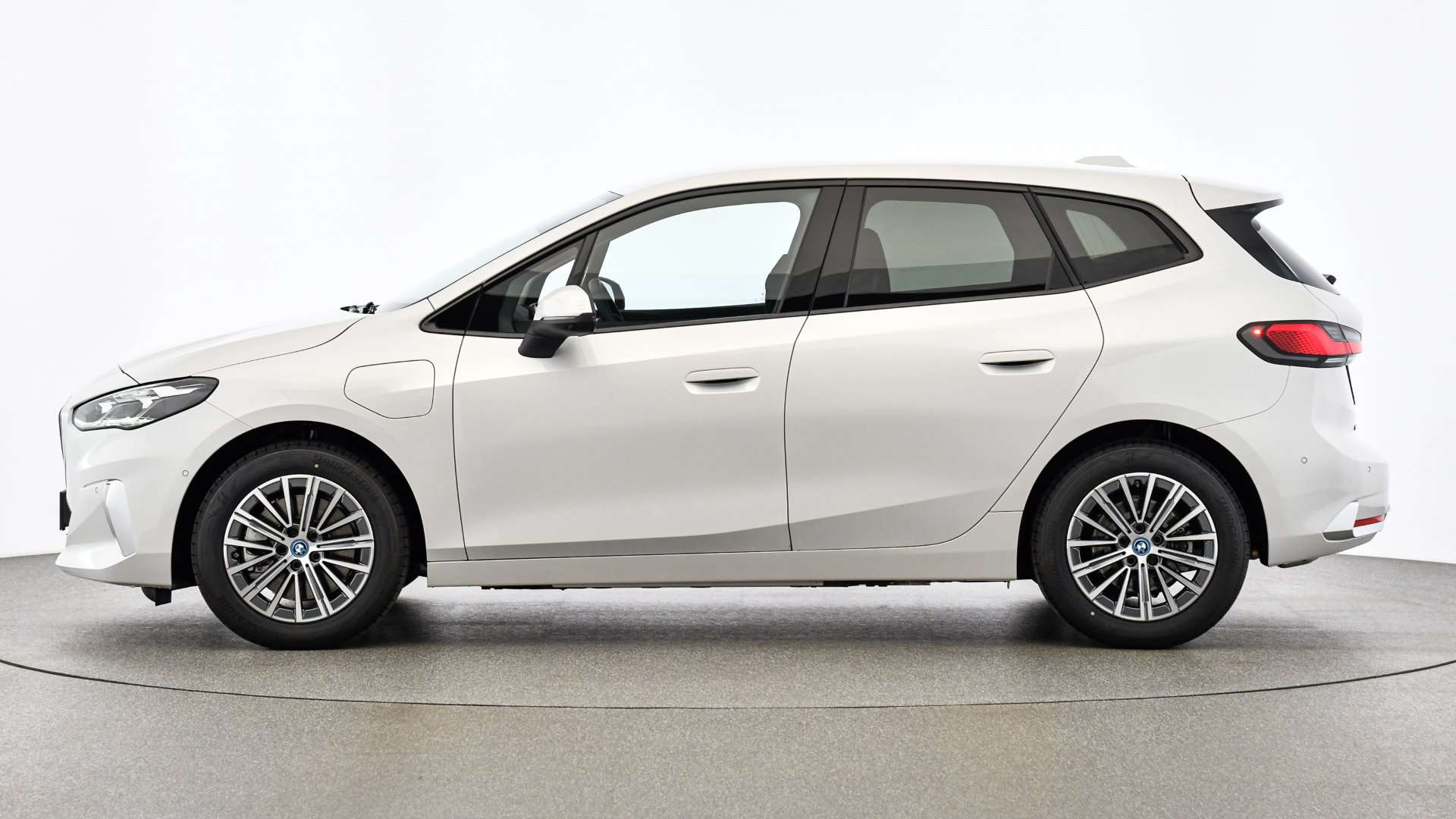 BMW Série 2 Active Tourer 230e XDrive - 2024 - Joinsteer - #4