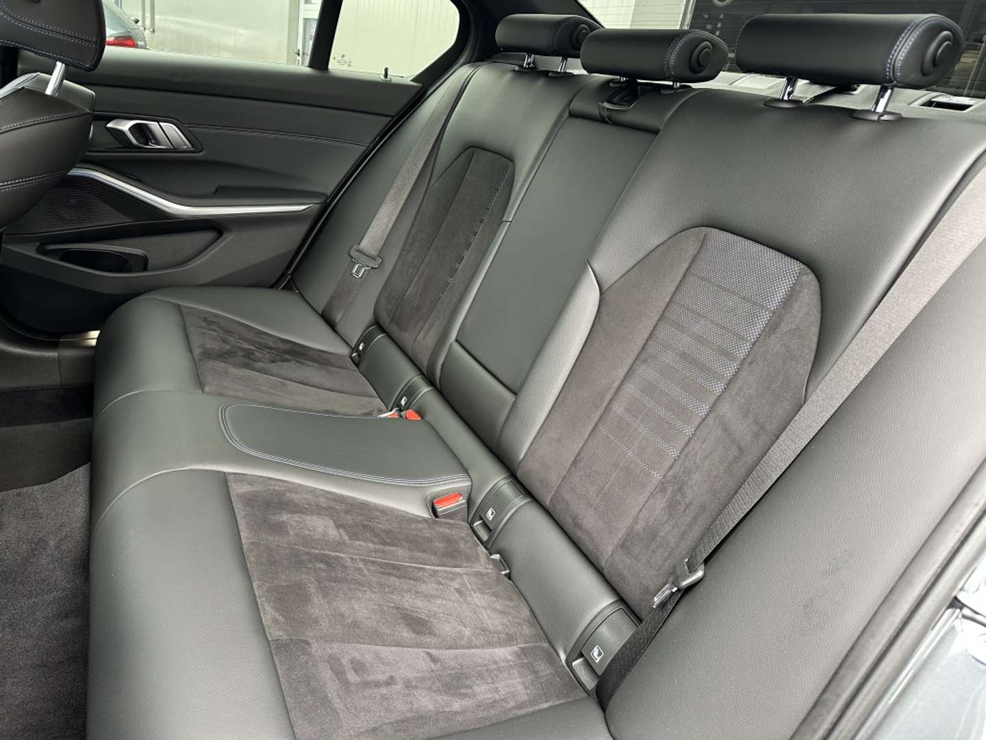 BMW Série 3 M Sport 330d - 2022 - Joinsteer - #9