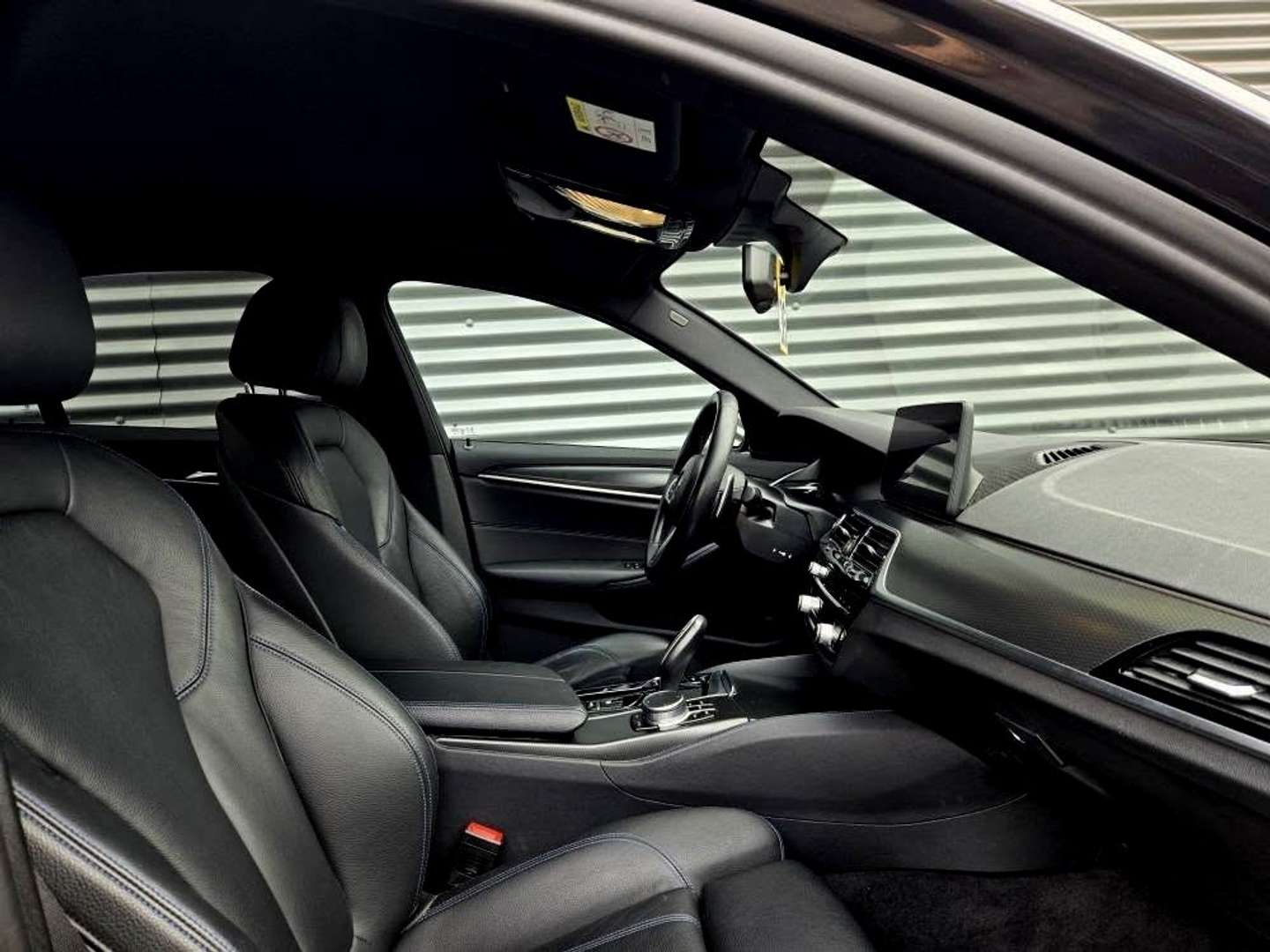 BMW Série 5 M Sport 520i - 2022 - Joinsteer - #7