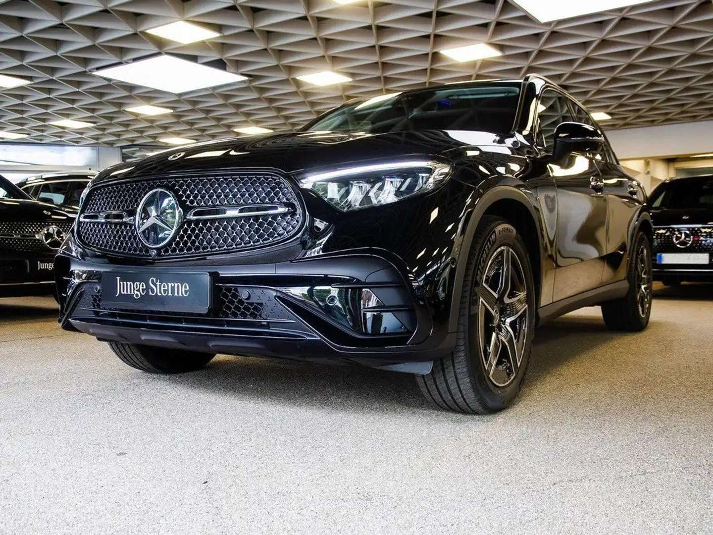 Mercedes GLC 200 AMG Line - 2025 - Joinsteer - #1