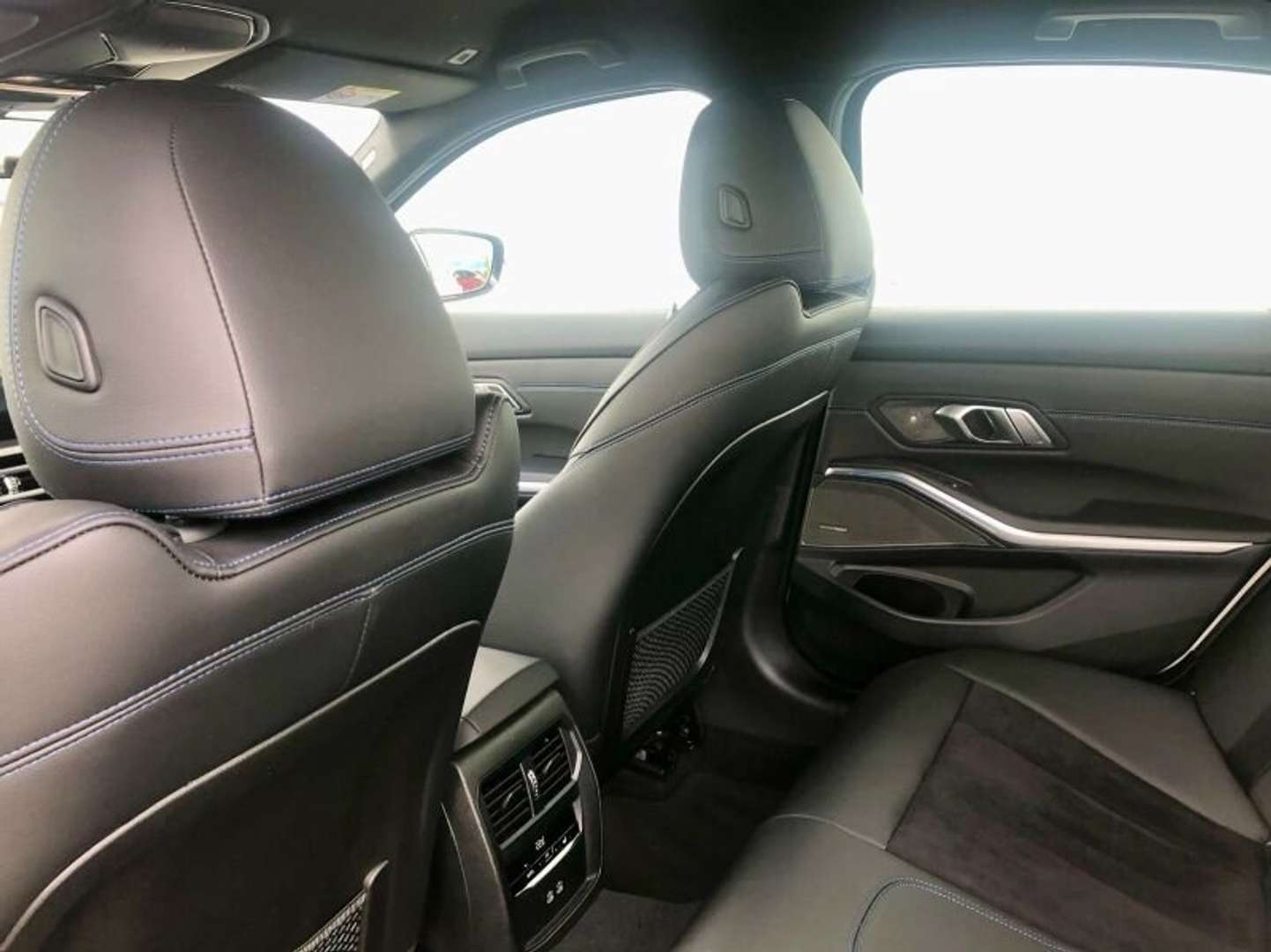 BMW Série 3 M Sport 330d - 2023 - Joinsteer - #8