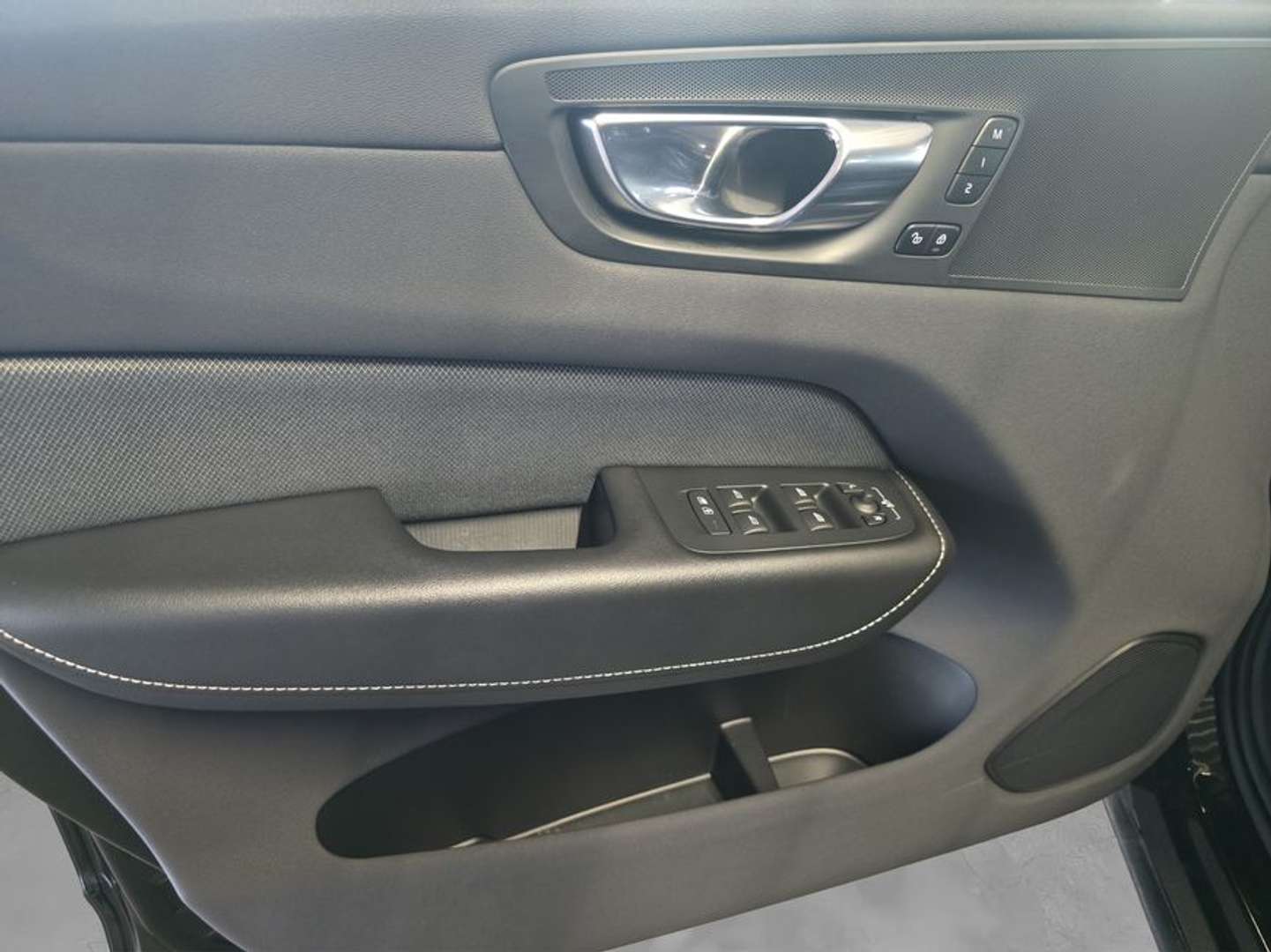 Volvo XC60 T6 Recharge R-Design - 2022 - Joinsteer - #13