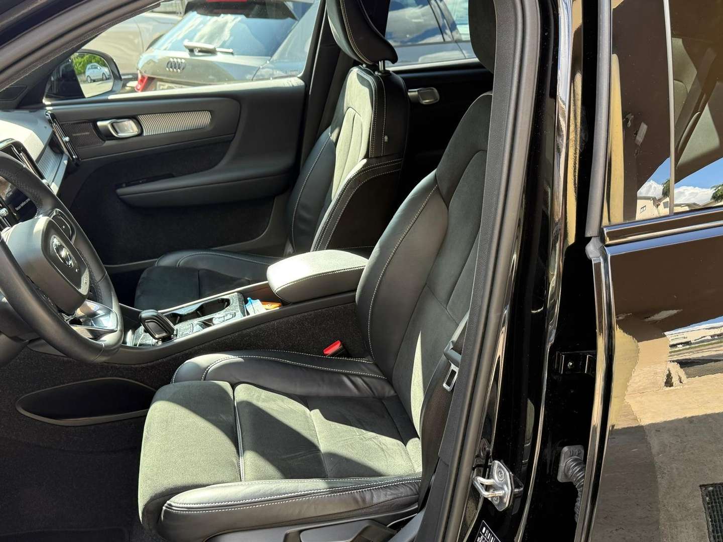 Volvo XC40 T4 Recharge R-Design - 2021 - Joinsteer - #13