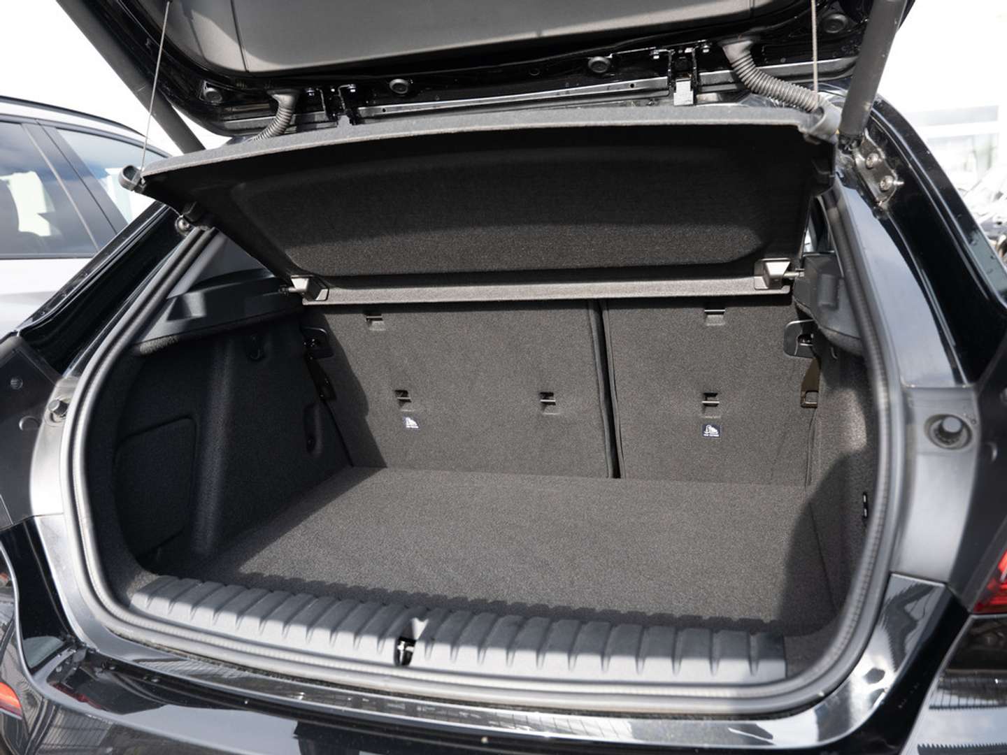 BMW Série 1 Sport Line 120i - 2023 - Joinsteer - #8