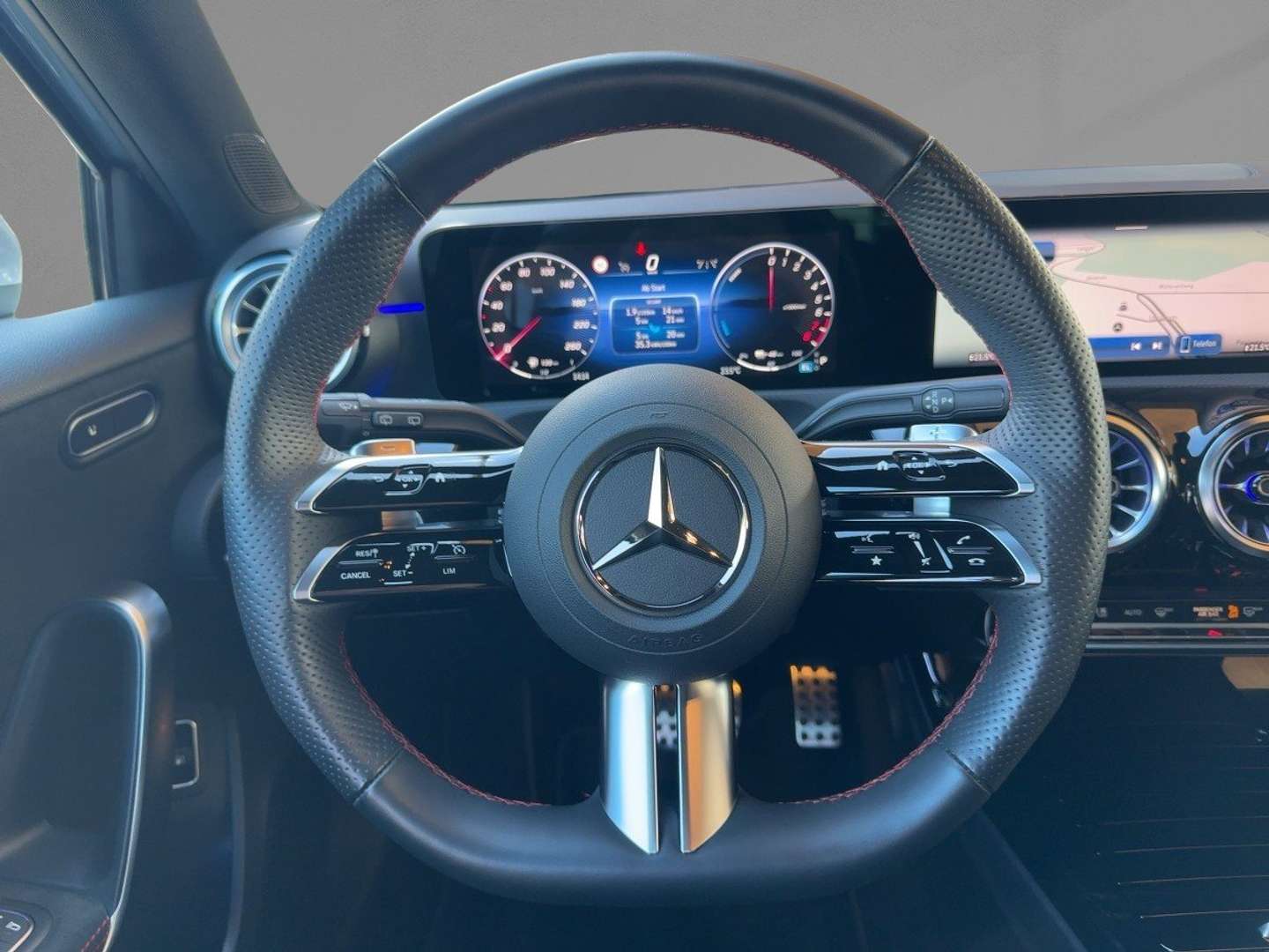 Mercedes Classe A 250 AMG-LINE - 2023 - Joinsteer - #10