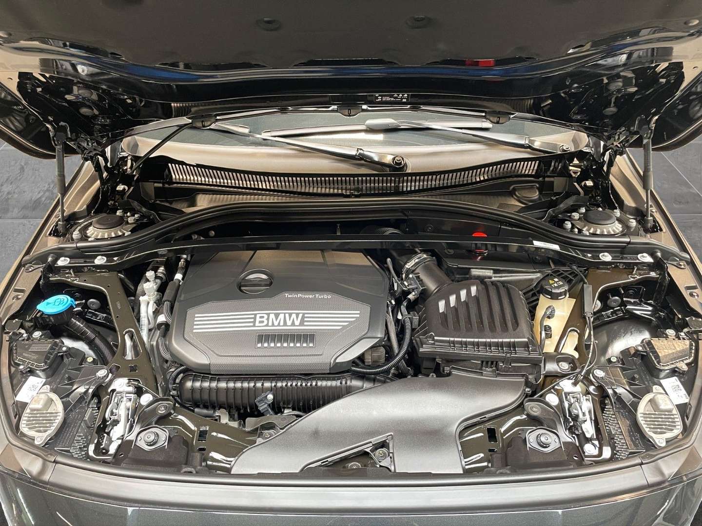 BMW Série 1 Sport Line 120i - 2024 - Joinsteer - #24